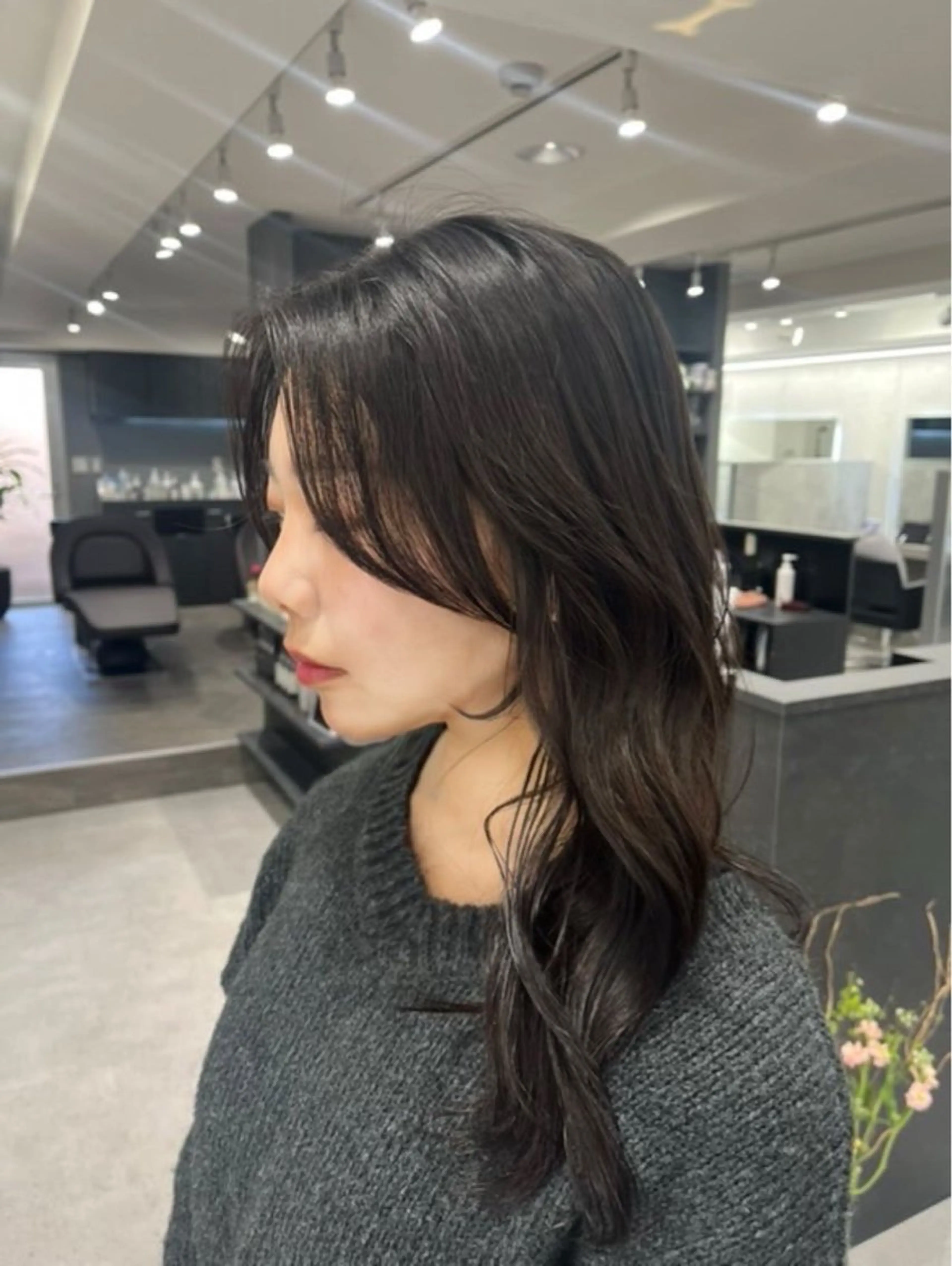 ロング 顔周りカット 小顔カット カットモデル無料✨ 募集中✂️みなみ♥️のヘアスタイル