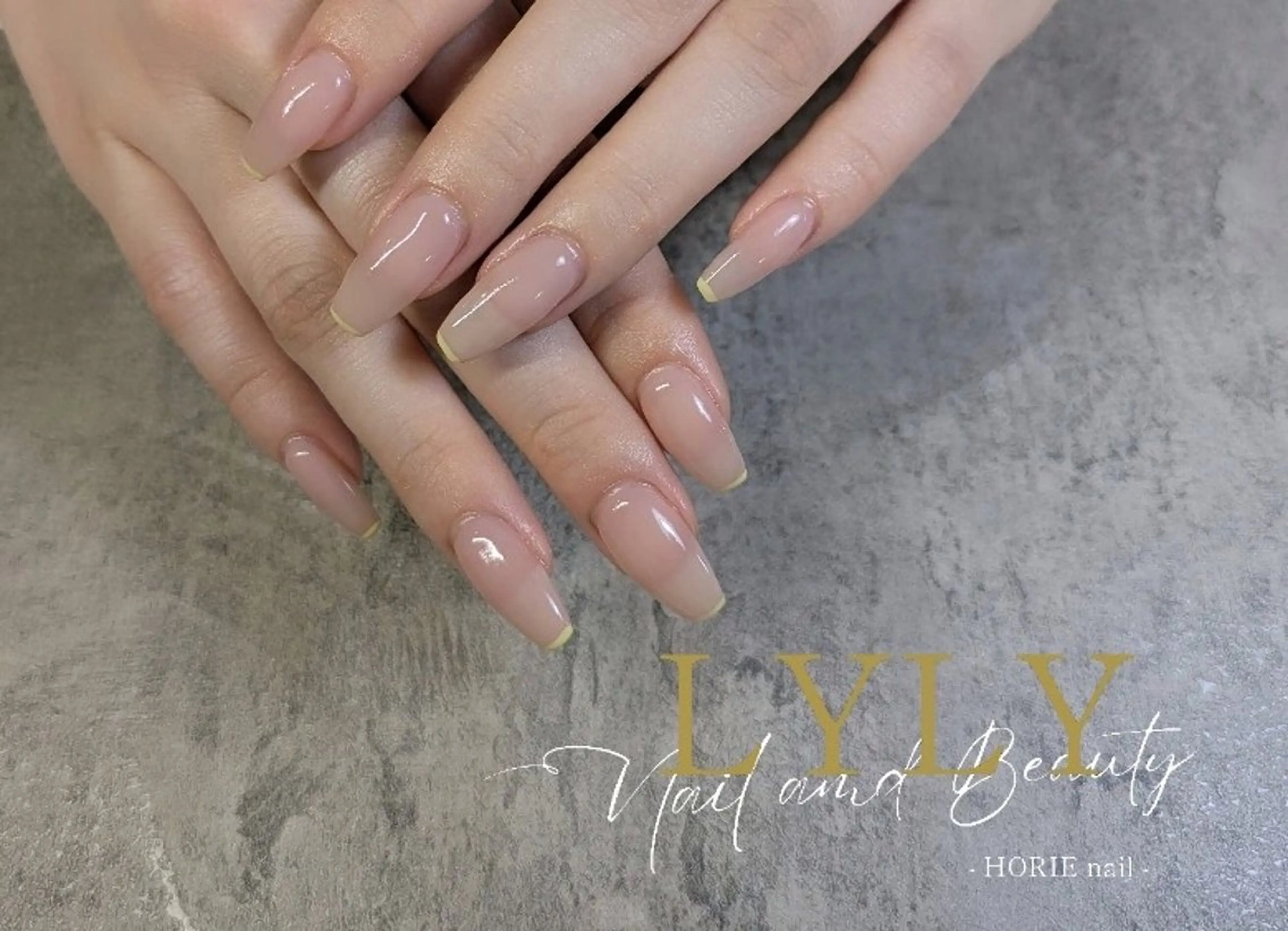 ネイル 黄色 LYLY ✾ai✾のネイルデザイン