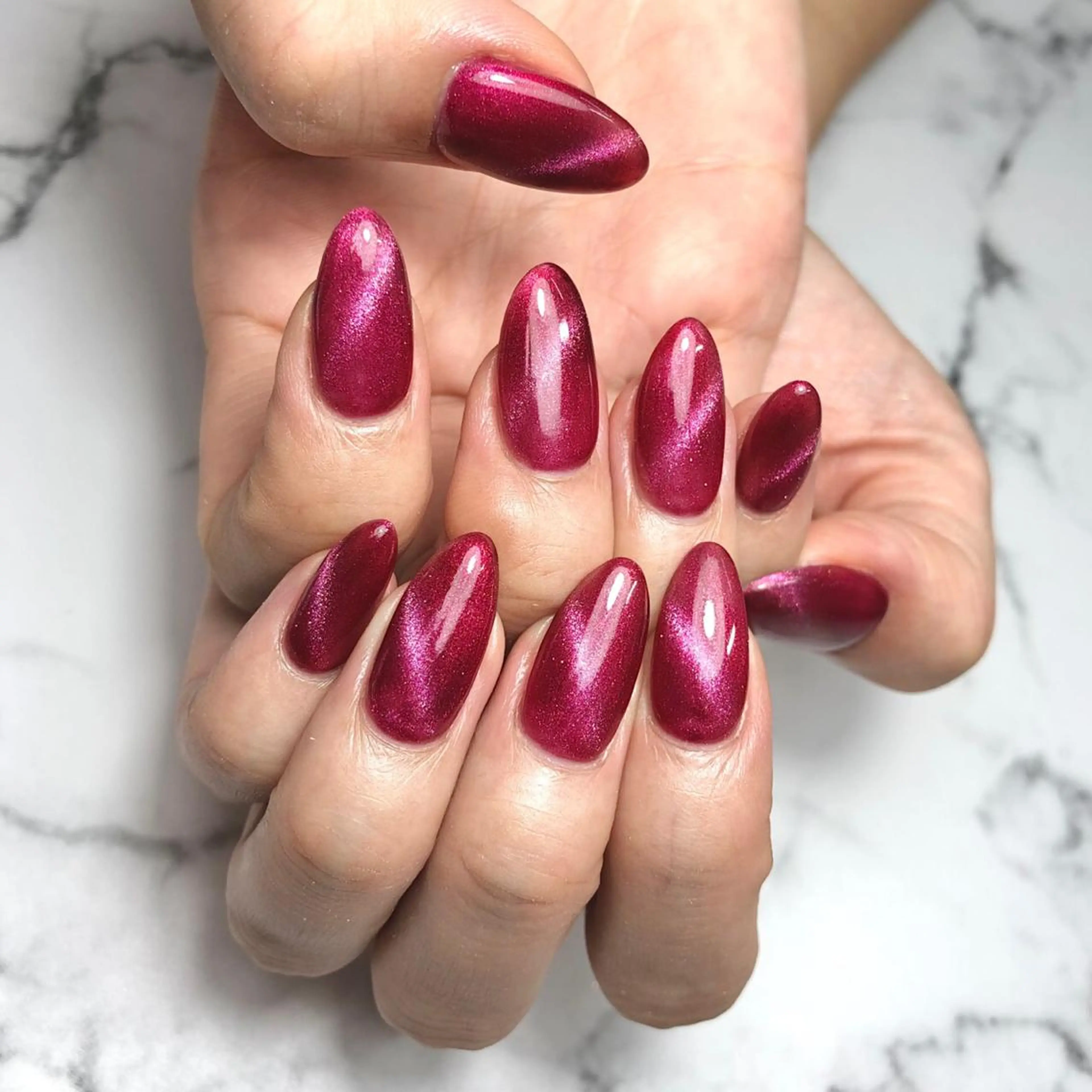 ネイル ボルドー ラメ(グリッター) マグネットネイル 持ち込み ワンカラーネイル ハンドネイル NAIL NOWのネイルデザイン