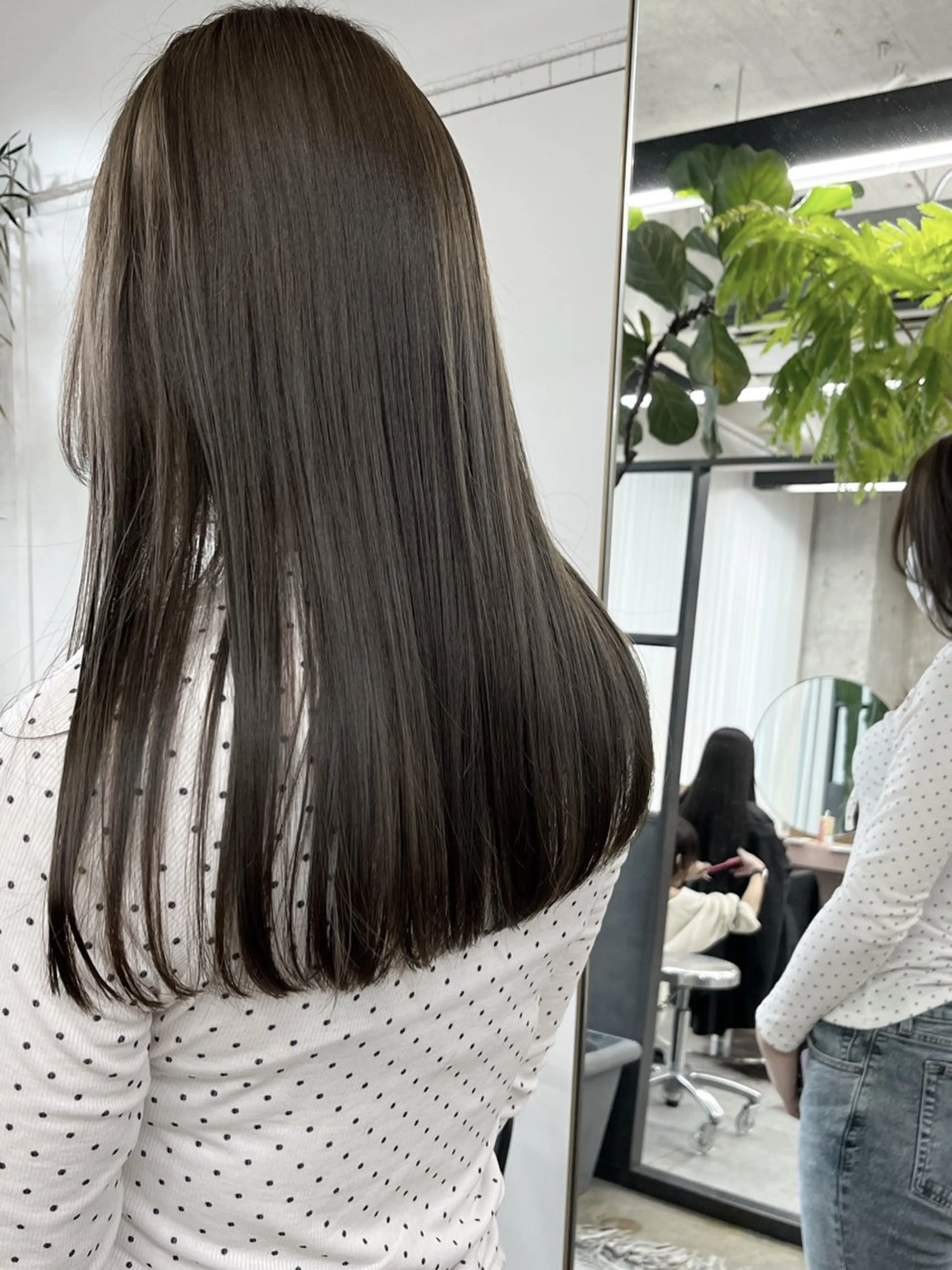 セミロング カラー ベージュカラー オリーブベージュ 小木曽智美 /ボブ/ショートのヘアスタイル