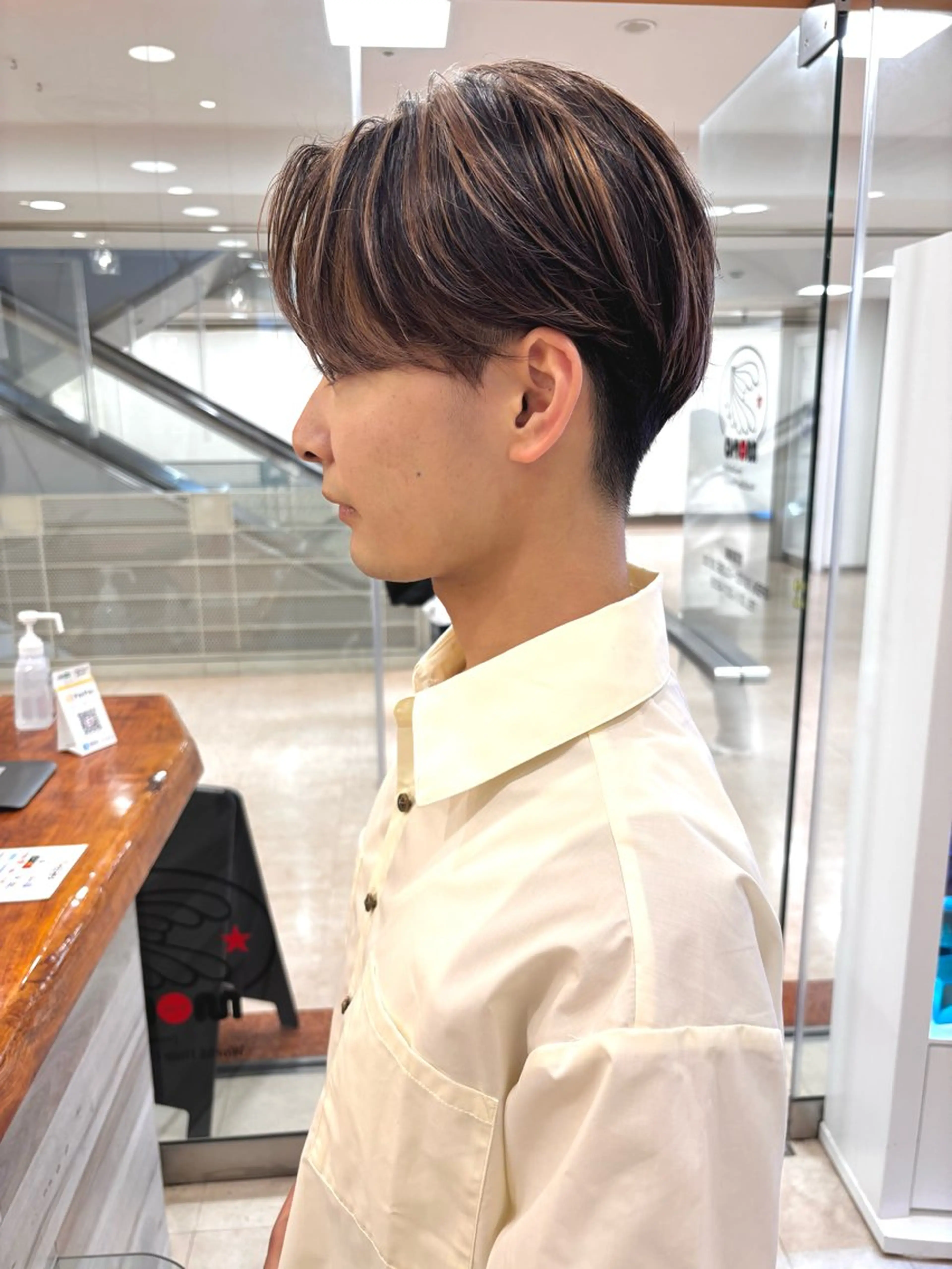 ショート メンズ センターパート ハンサムショート ショートヘア ヘアカラー メンズショート/ メンズパーマ藤森のヘアスタイル