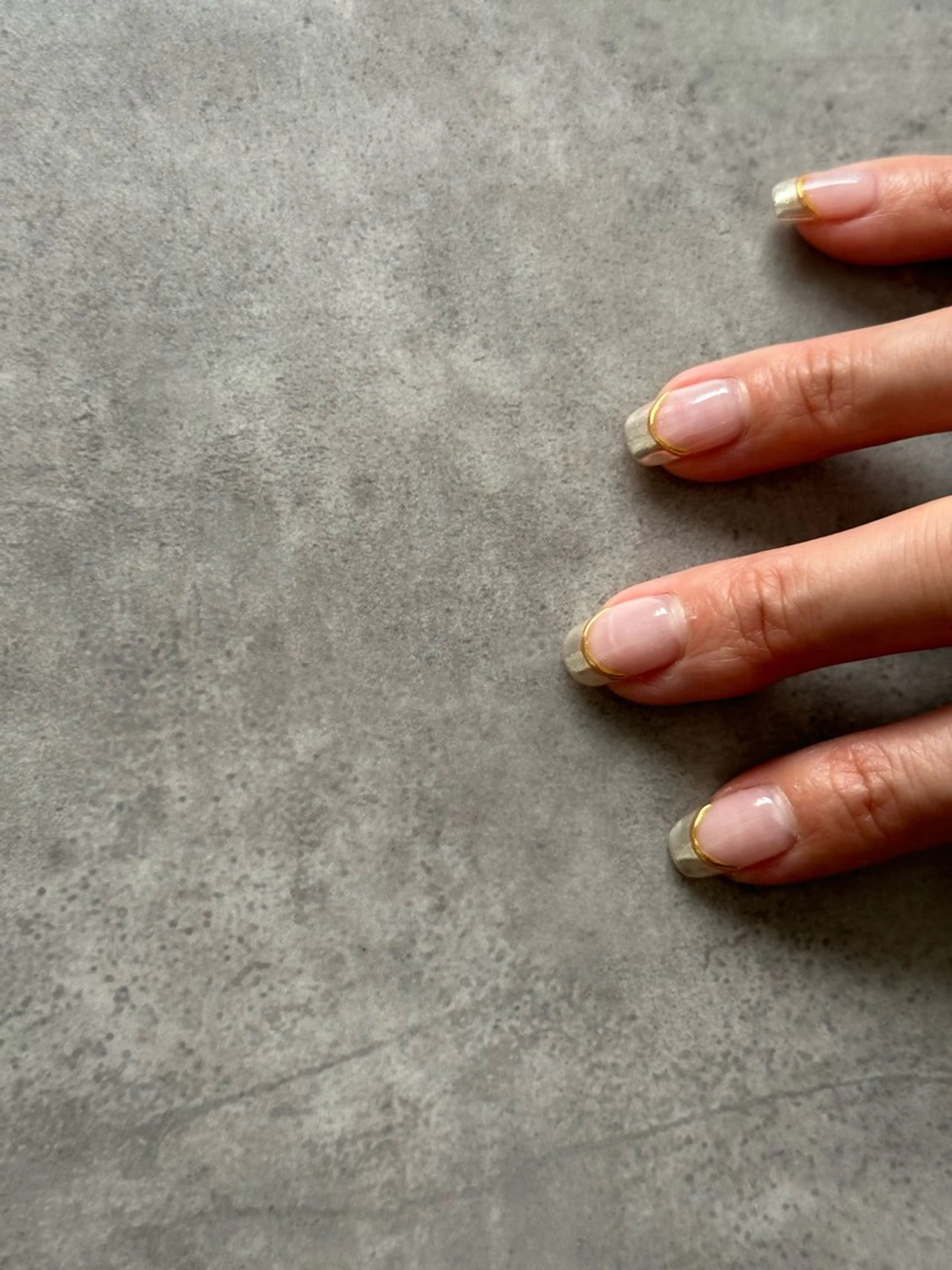 ネイル シンプルネイル ハンドネイル フットネイル kiii.__ ✴︎*のネイルデザイン