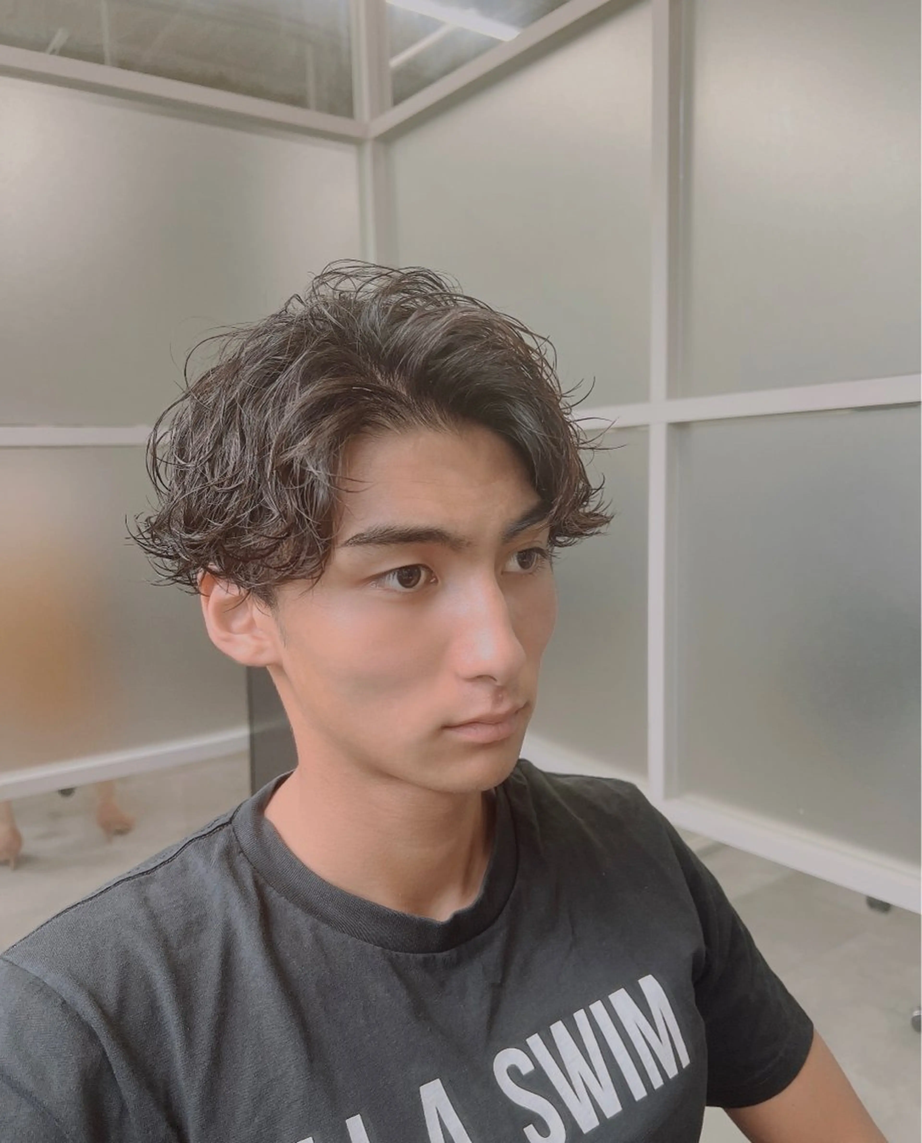 ショート カラー パーマ ヘアアレンジ メンズ ネイル マツエク・マツパ アイブロウ メンズブリーチ メンズハイライト メンズインナーカラー ブリーチ ケアブリーチ カット パーマ newi ナカノのヘアスタイル