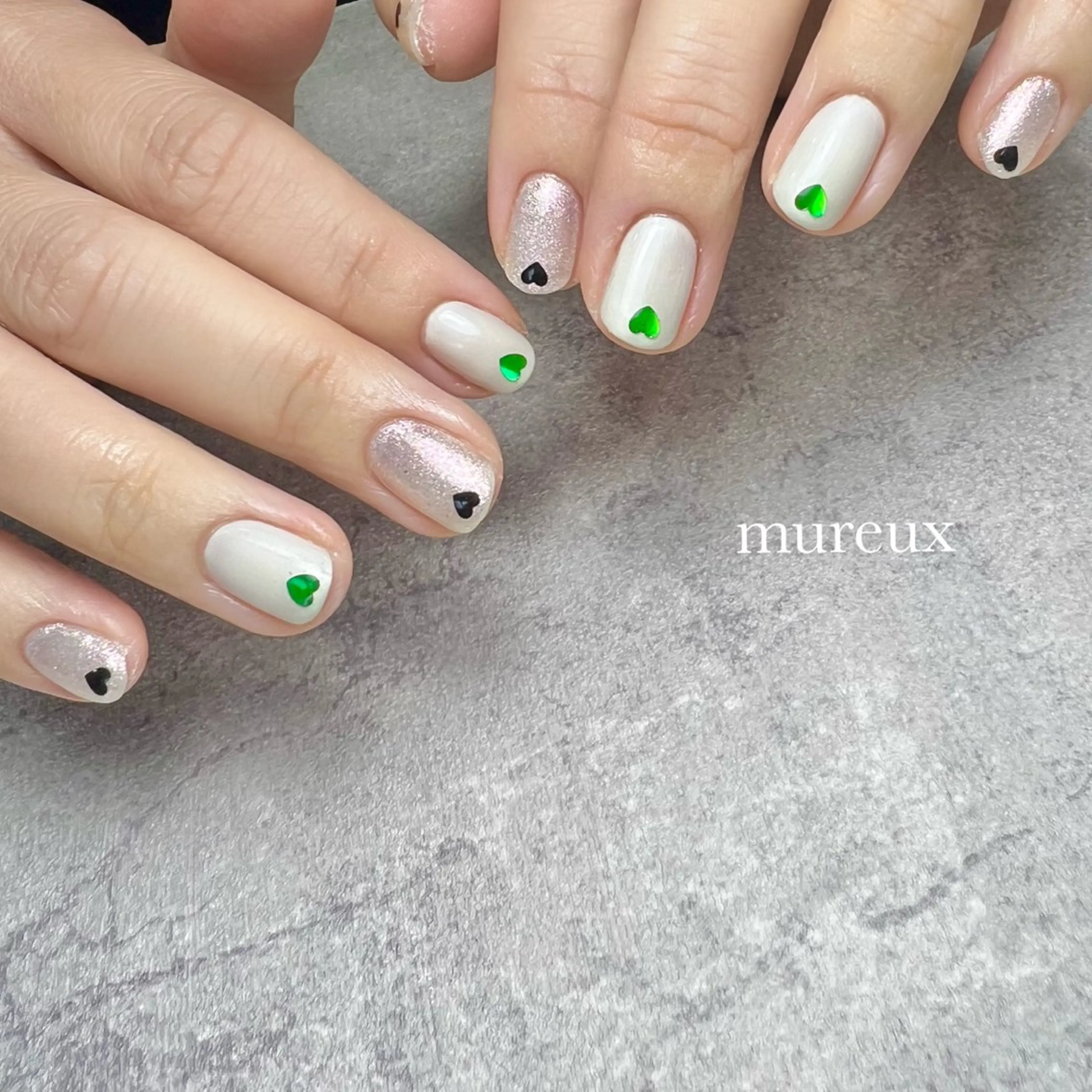 ネイル ハート ハンドネイル mureux ∵ayakaのネイルデザイン