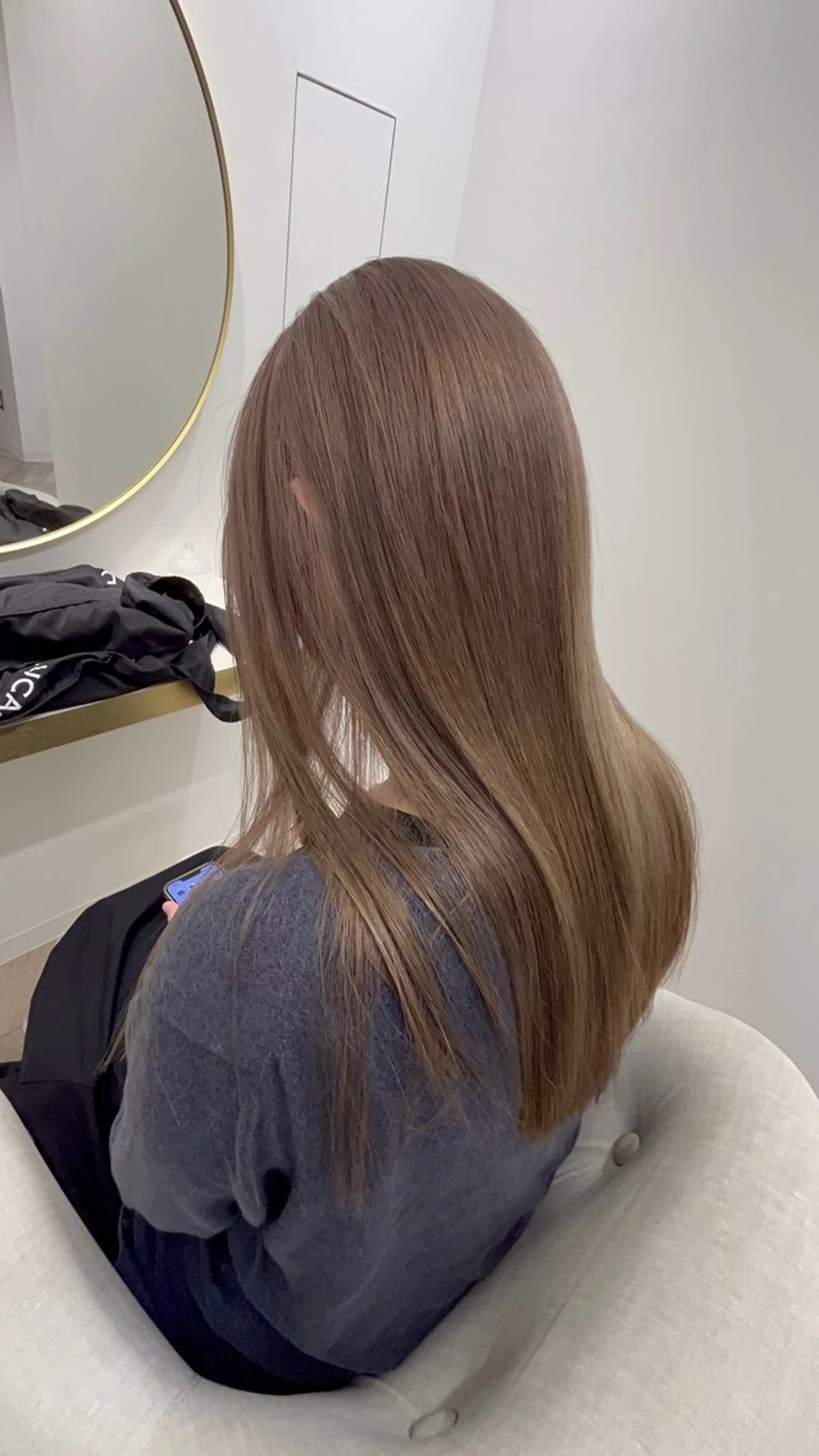 ロング 神 甚八のヘアスタイル