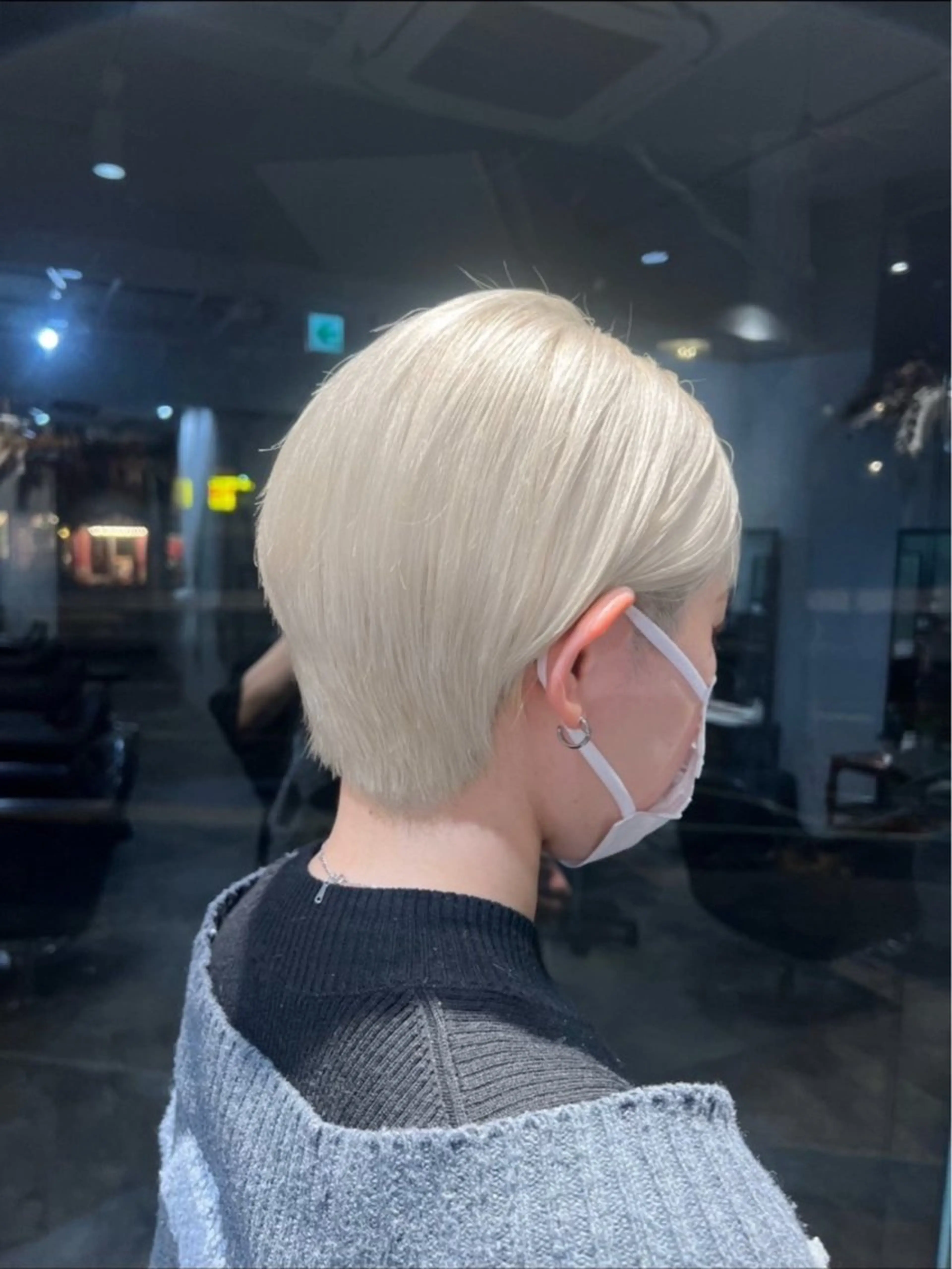 ショート カラー ヘアカラー トリートメント ハイトーンカラー が絶対可愛い✨泰聖✨のヘアスタイル