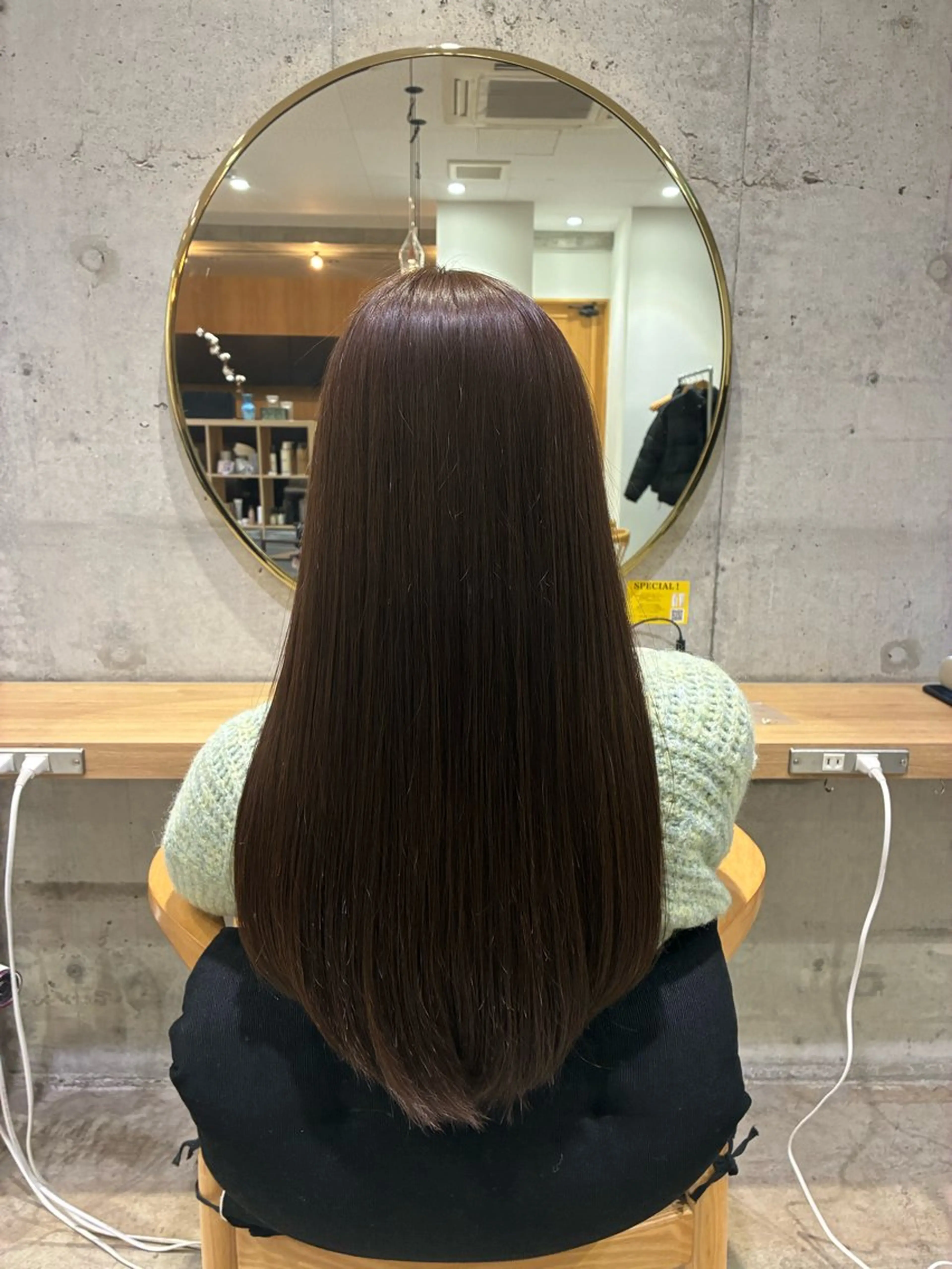 カラー ベージュカラー オリーブベージュ 縮毛矯正 garden 松浦颯吾のヘアスタイル