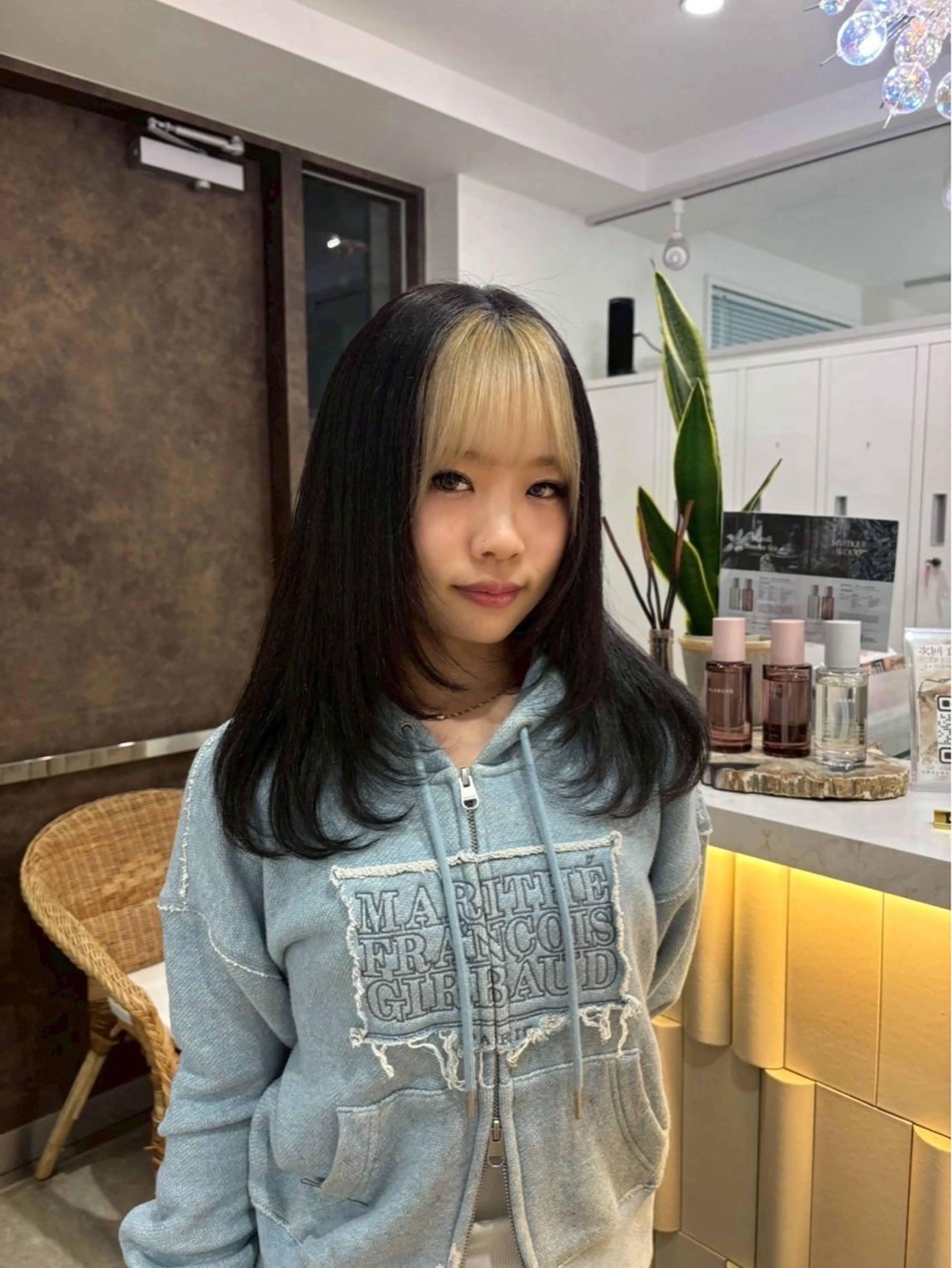 セミロング ボブ/ハイライト🦓 /harukaのヘアスタイル