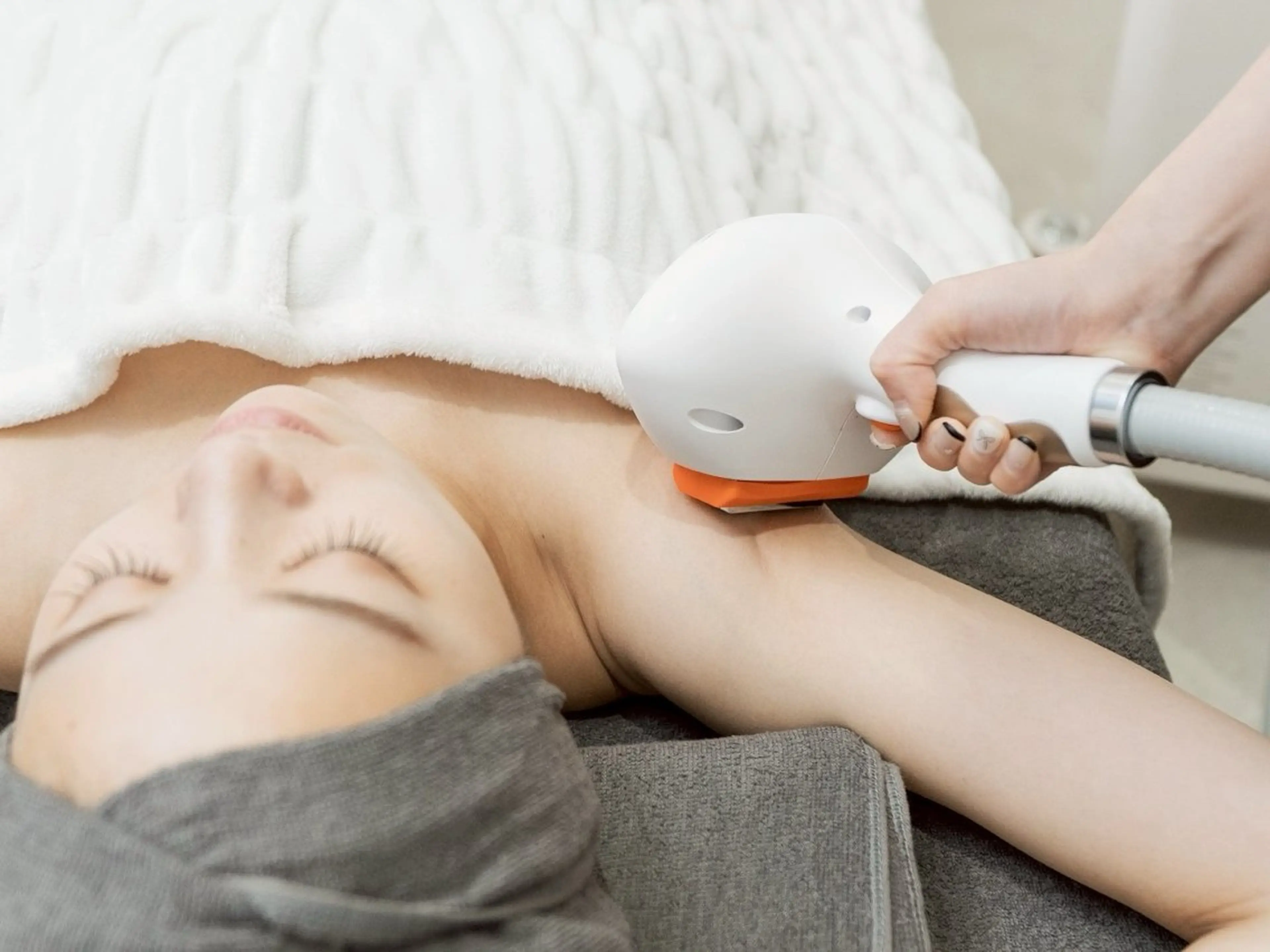 SHINE salonの眉毛・アイブロウイメージ