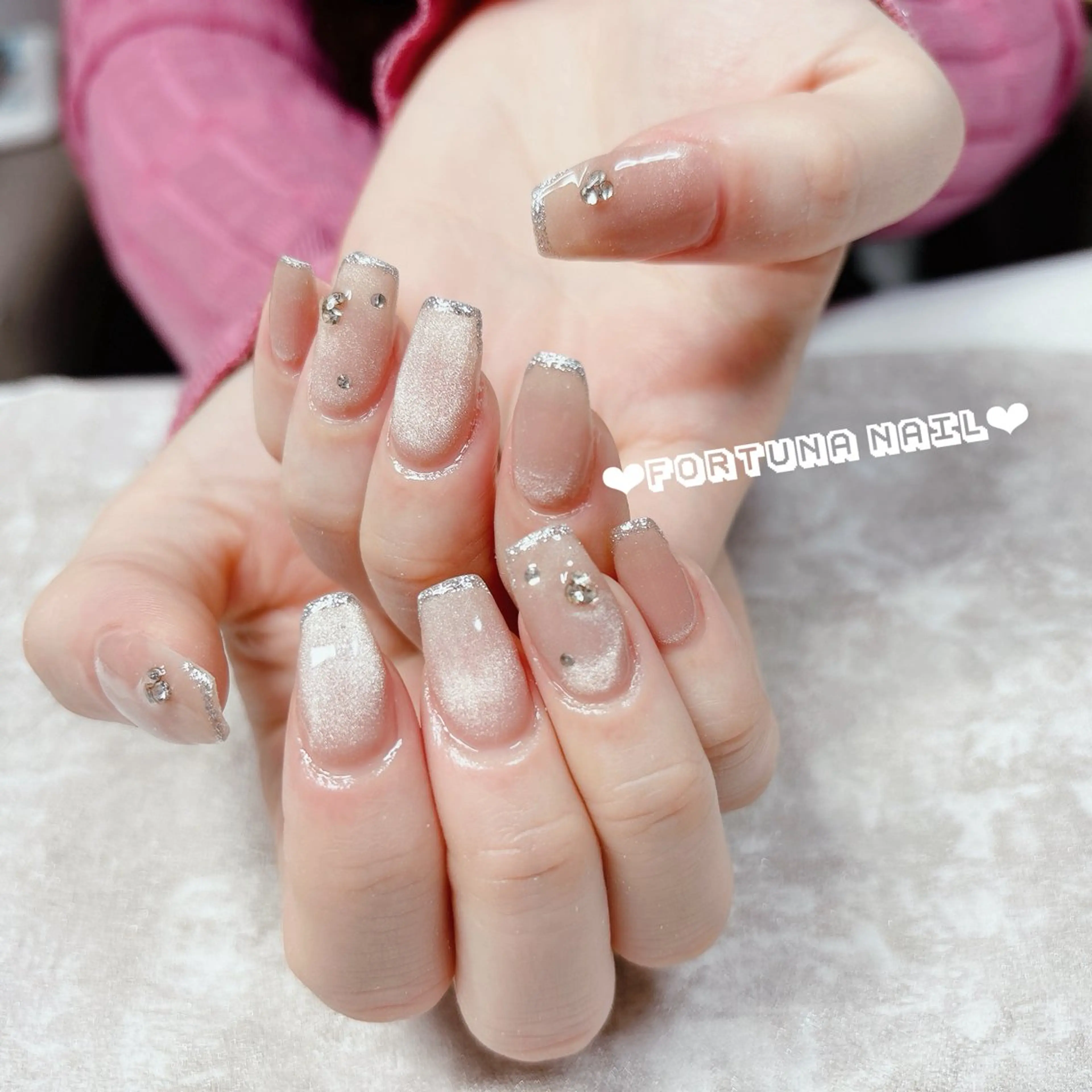 ネイル ハンドネイル ハンドケア Nail •Head スパFortunaのネイルデザイン