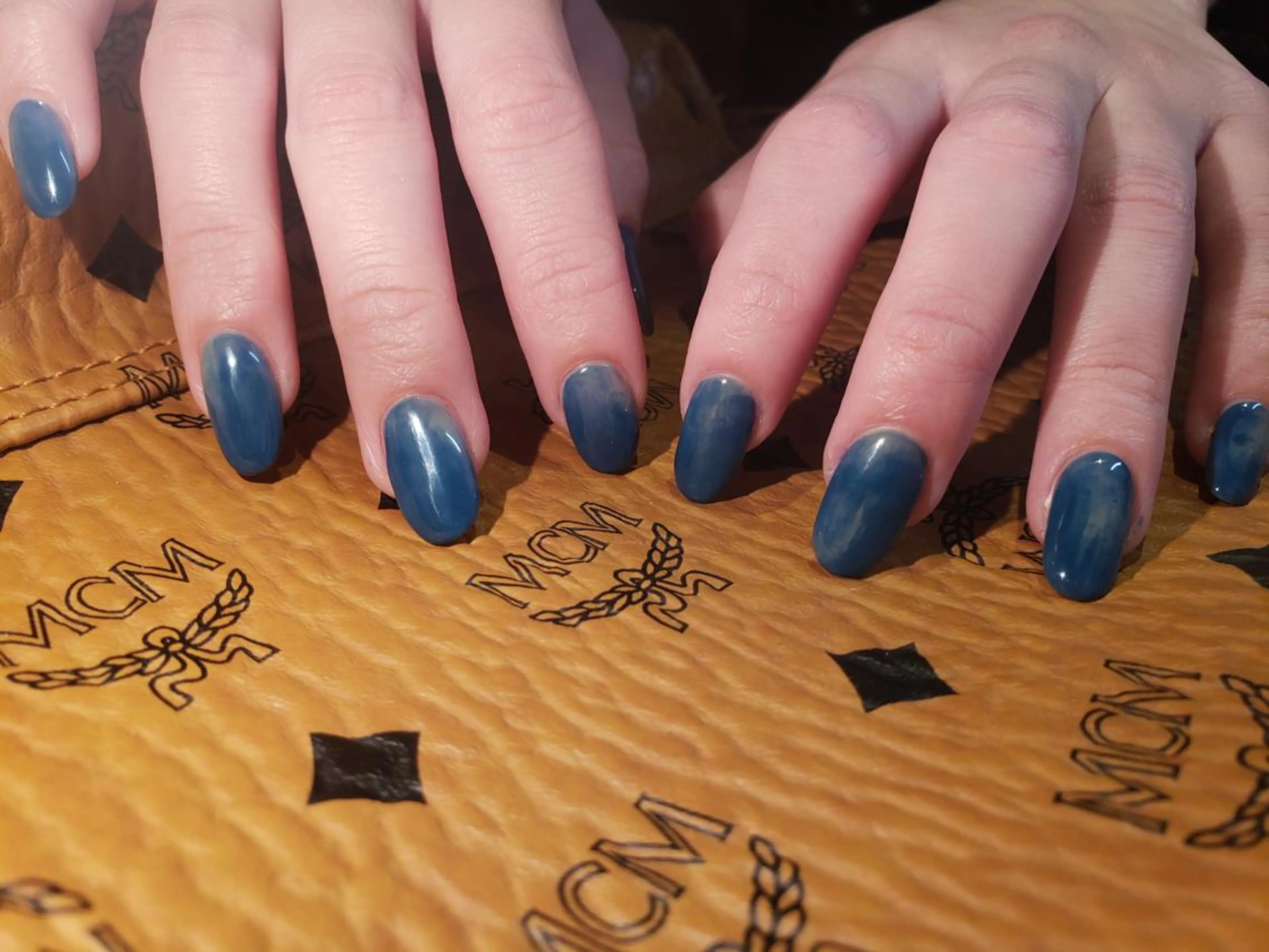 ネイル YUUKOKU Nailのネイルデザイン