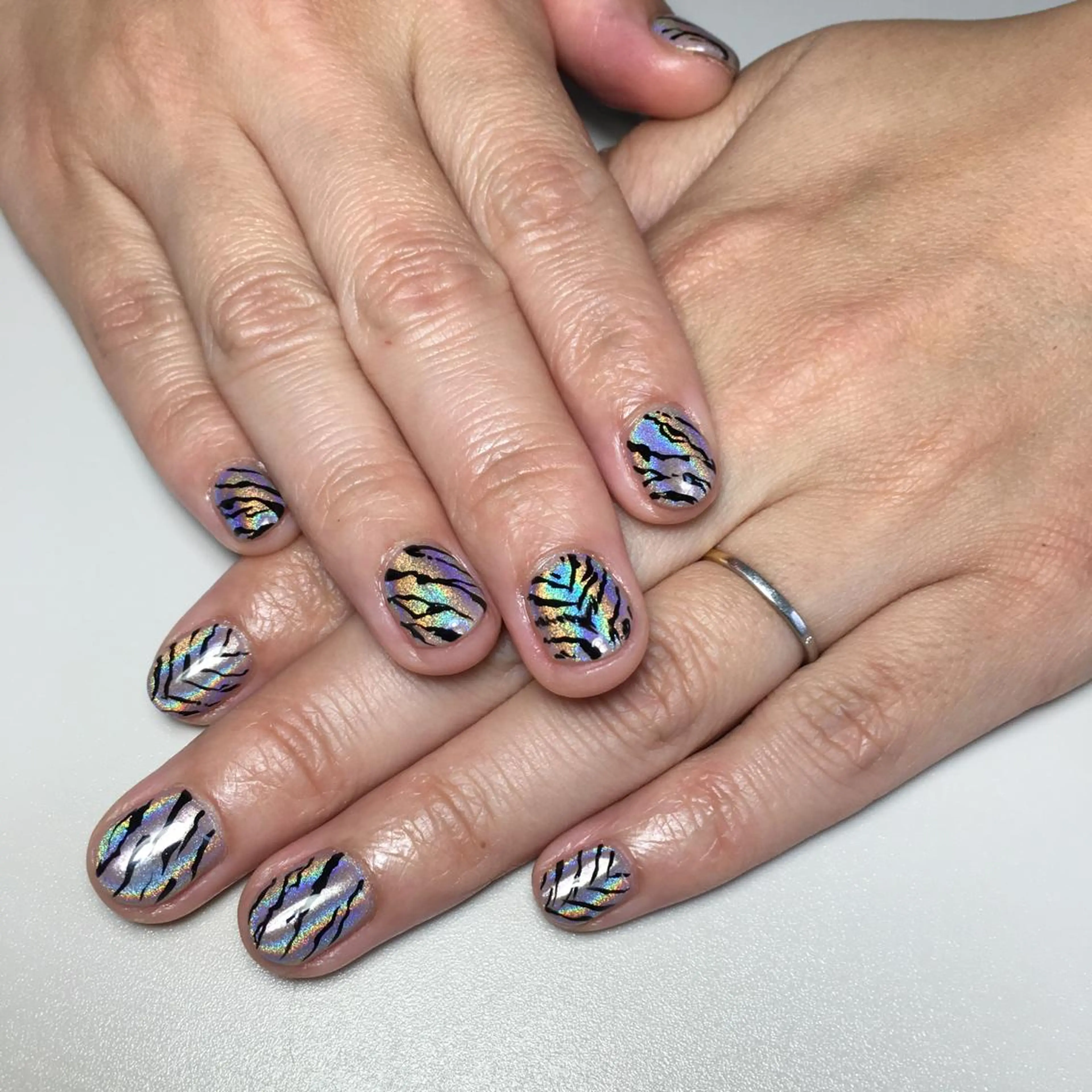 ネイル アニマル柄 ハンドネイル kipinail 川﨑えりかのネイルデザイン