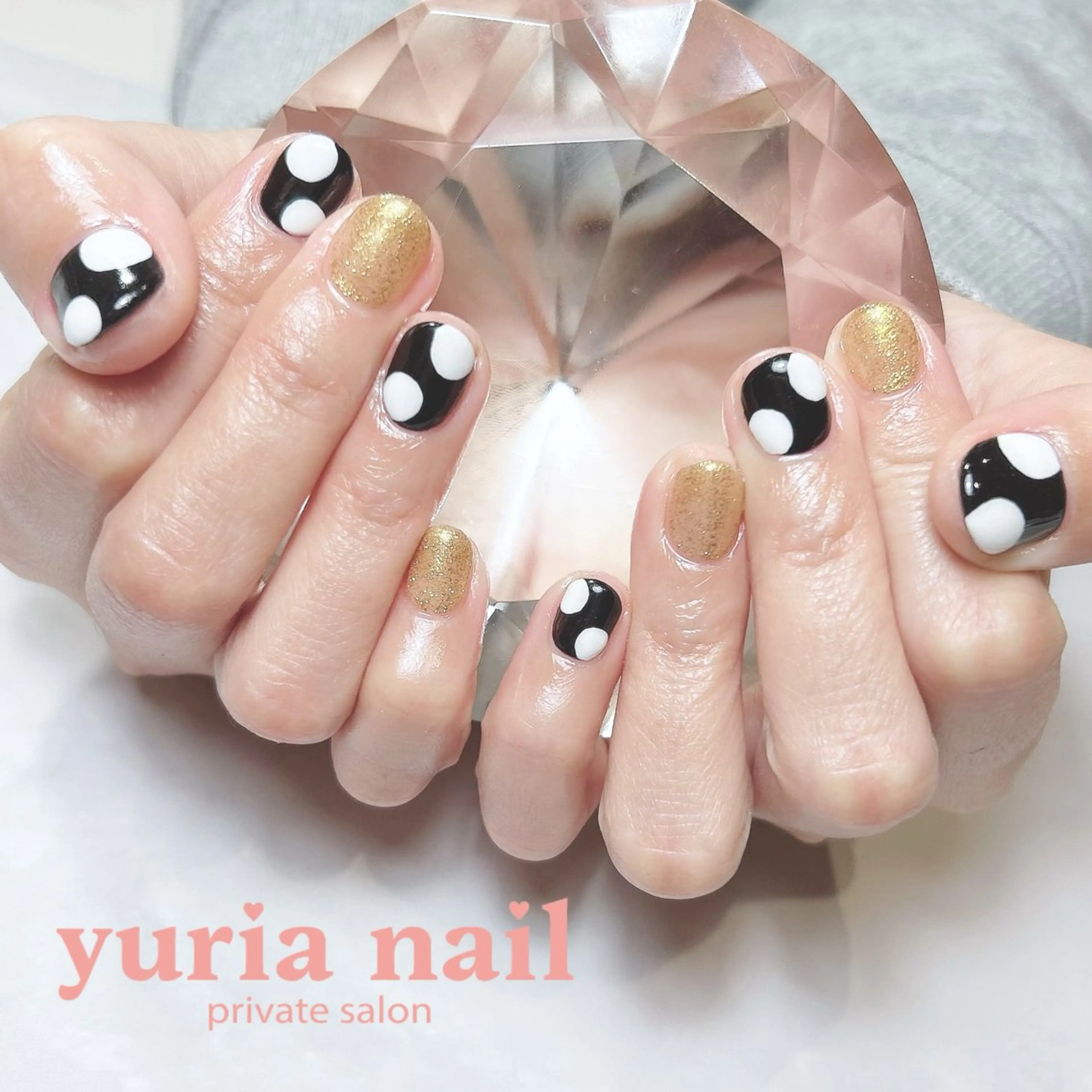ネイル アートネイル ドット ジェルネイル 持ち込み ハンドネイル 小林 ゆりあのネイルデザイン