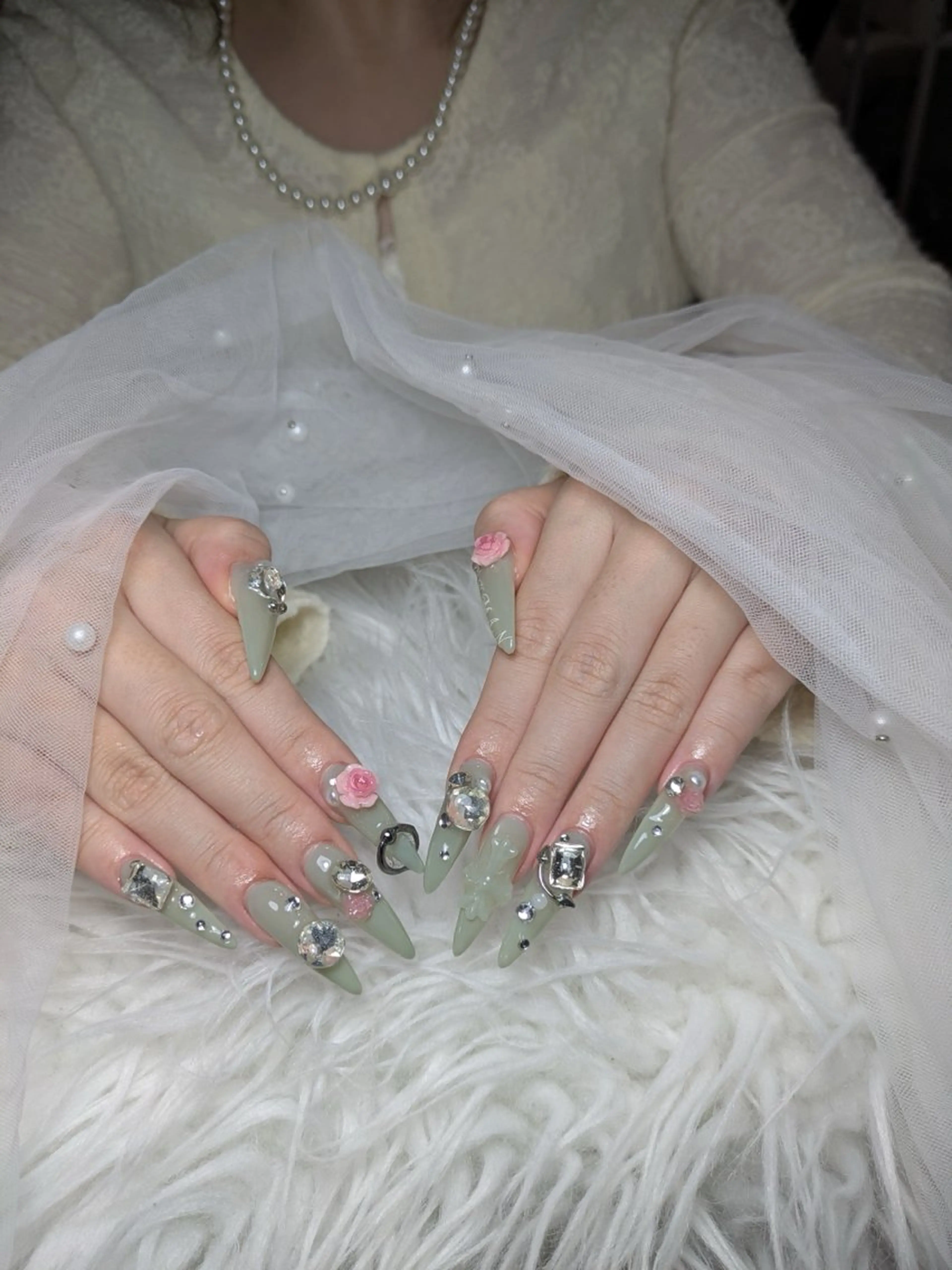 ネイル Queen Nail 柏店　クイーンネイルのネイルデザイン