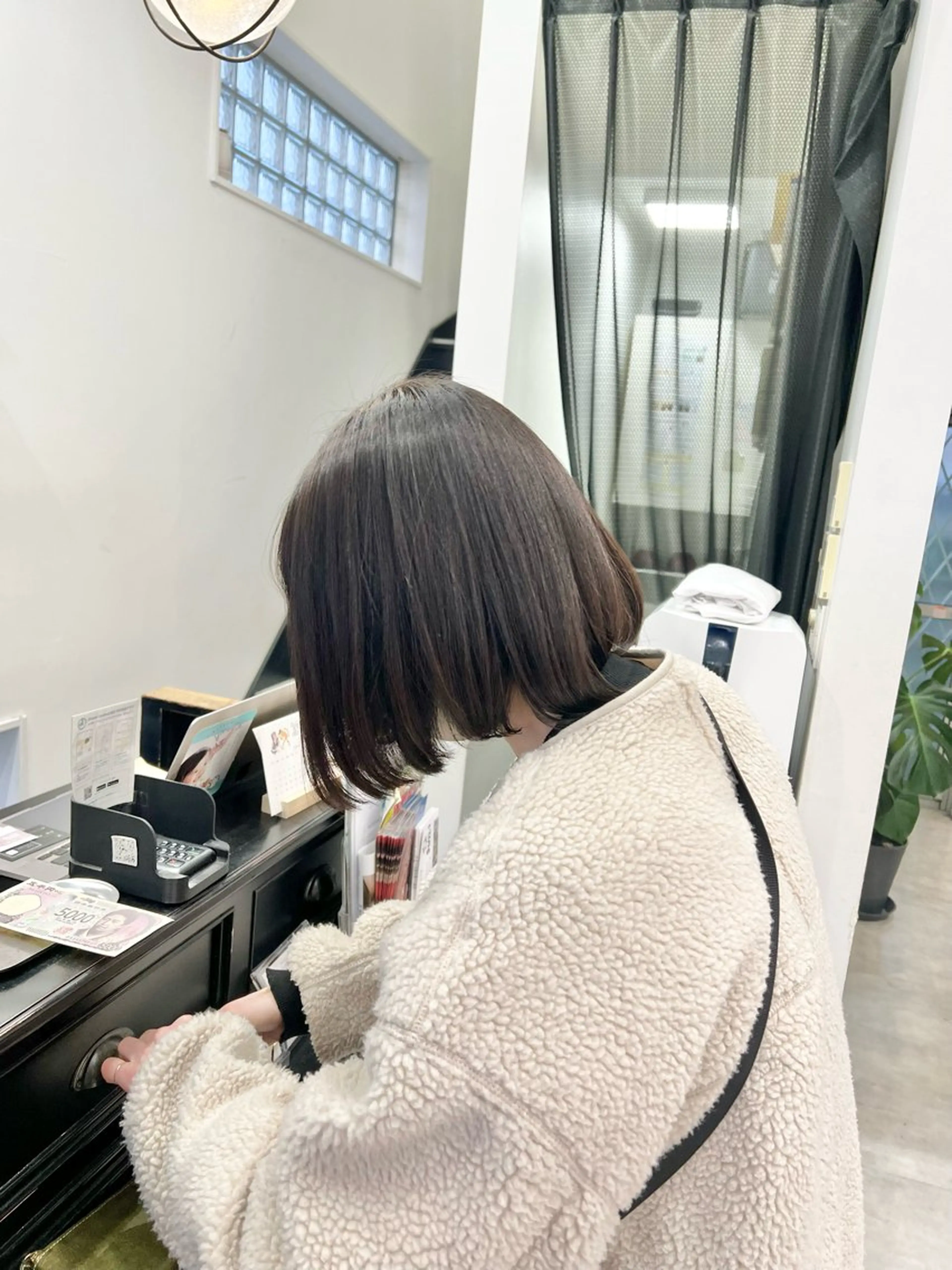 ショート ボブ 黒阪 なみのヘアスタイル