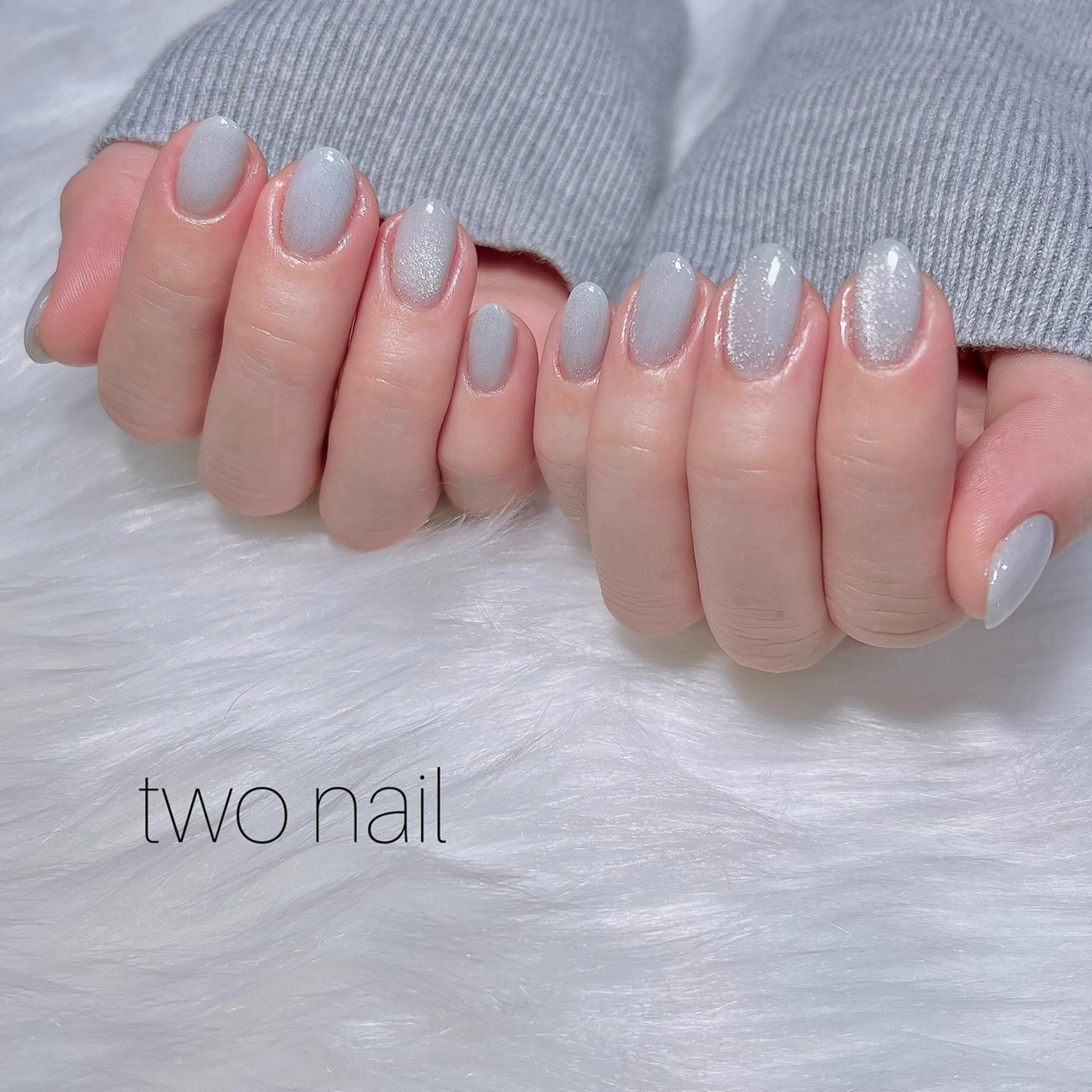 ネイル キラキラネイル マグネットネイル ネイルチップ ホワイト ハンドネイル two nailのネイルデザイン