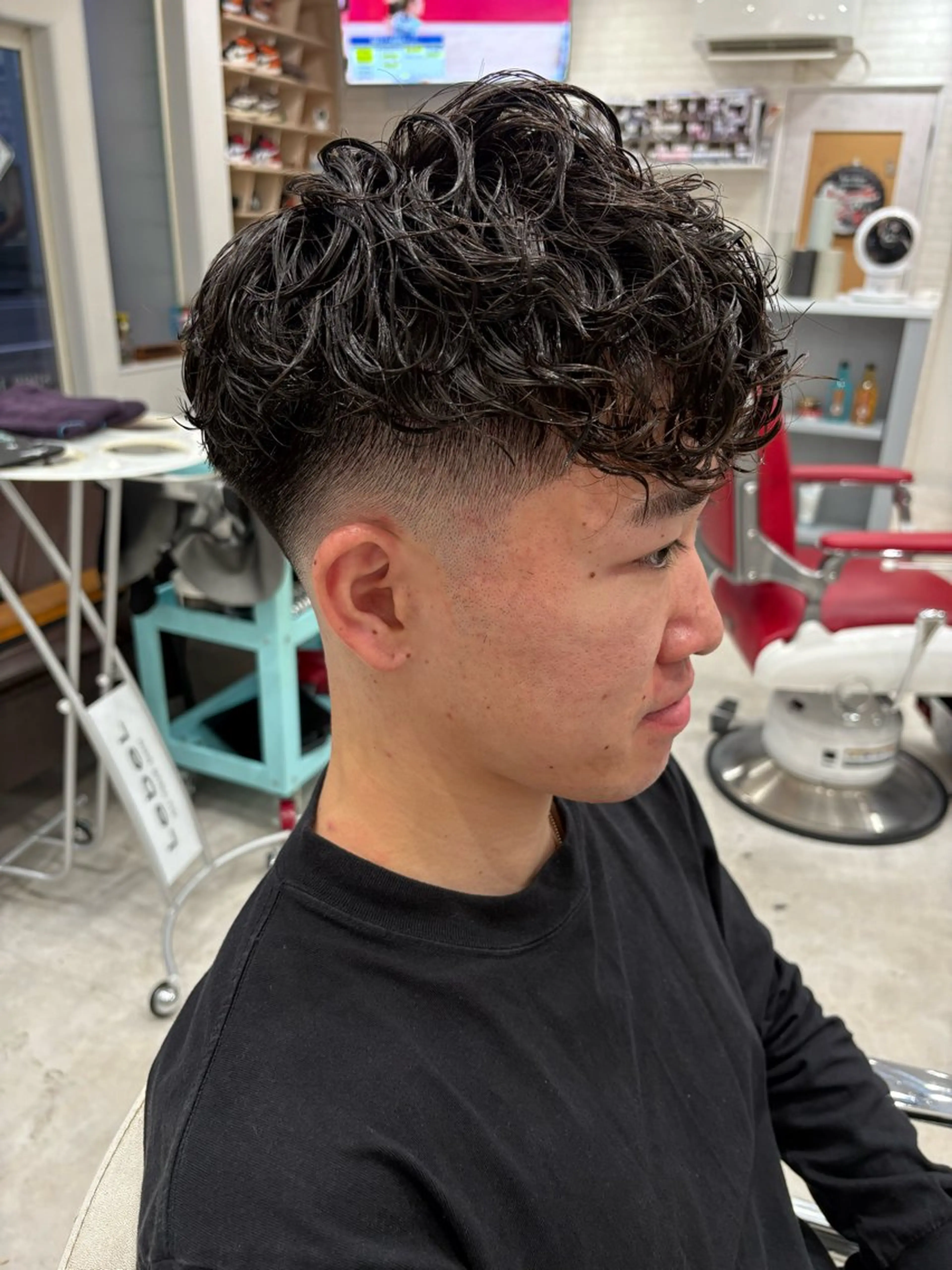 ショート パーマ メンズ カット パーマ 本間 颯太のヘアスタイル