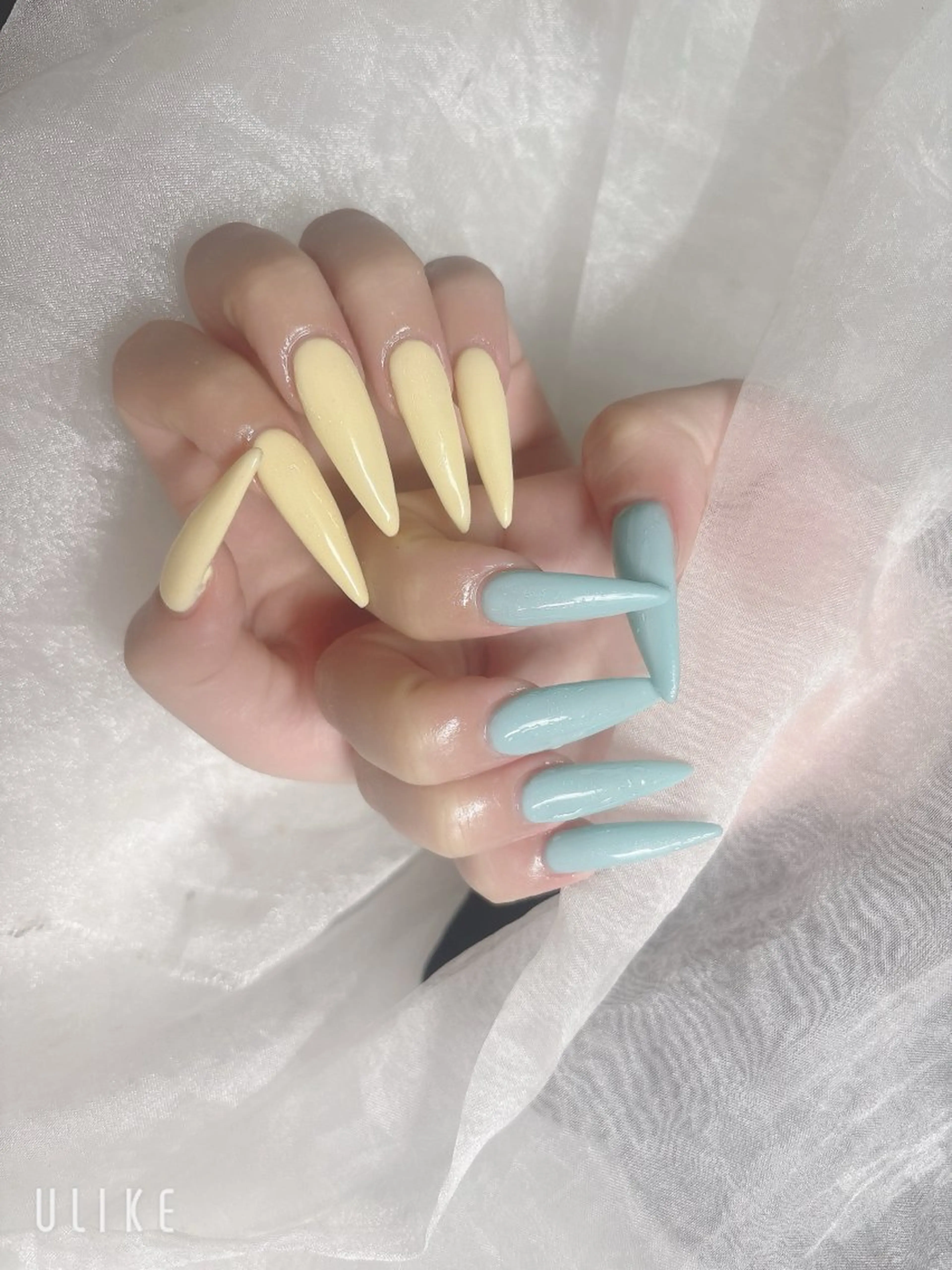 ワンカラーorラメグラデーションの写真