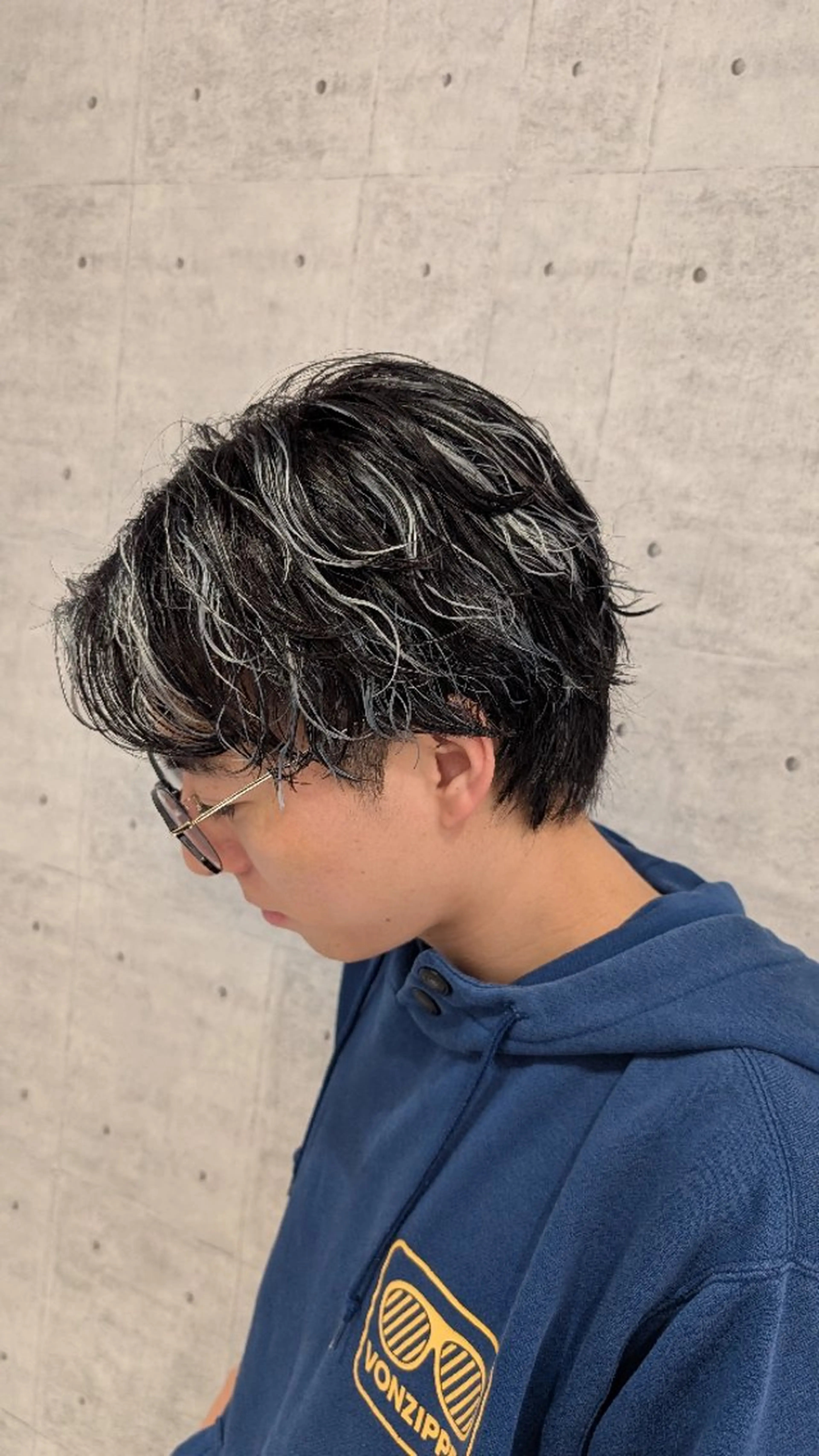 【🏖垢抜けメンズメニュー☀️】カット＋ハイライト＋パーマ＋トリートメント　12,500円　施術時間⇒180分の写真