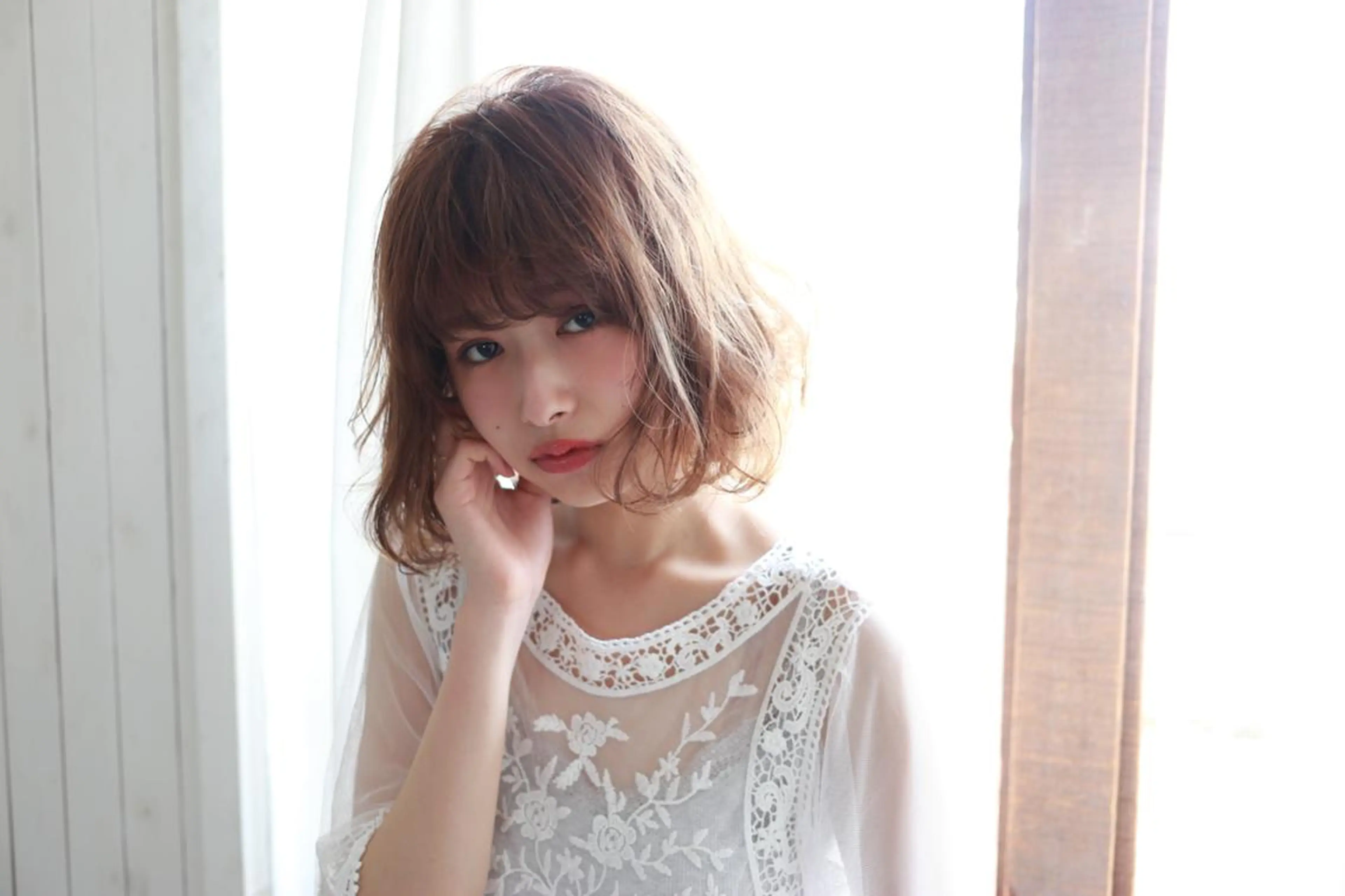 ミディアム カラー ベージュカラー アンブレラカラー💫 フェイスフレーミングのヘアスタイル