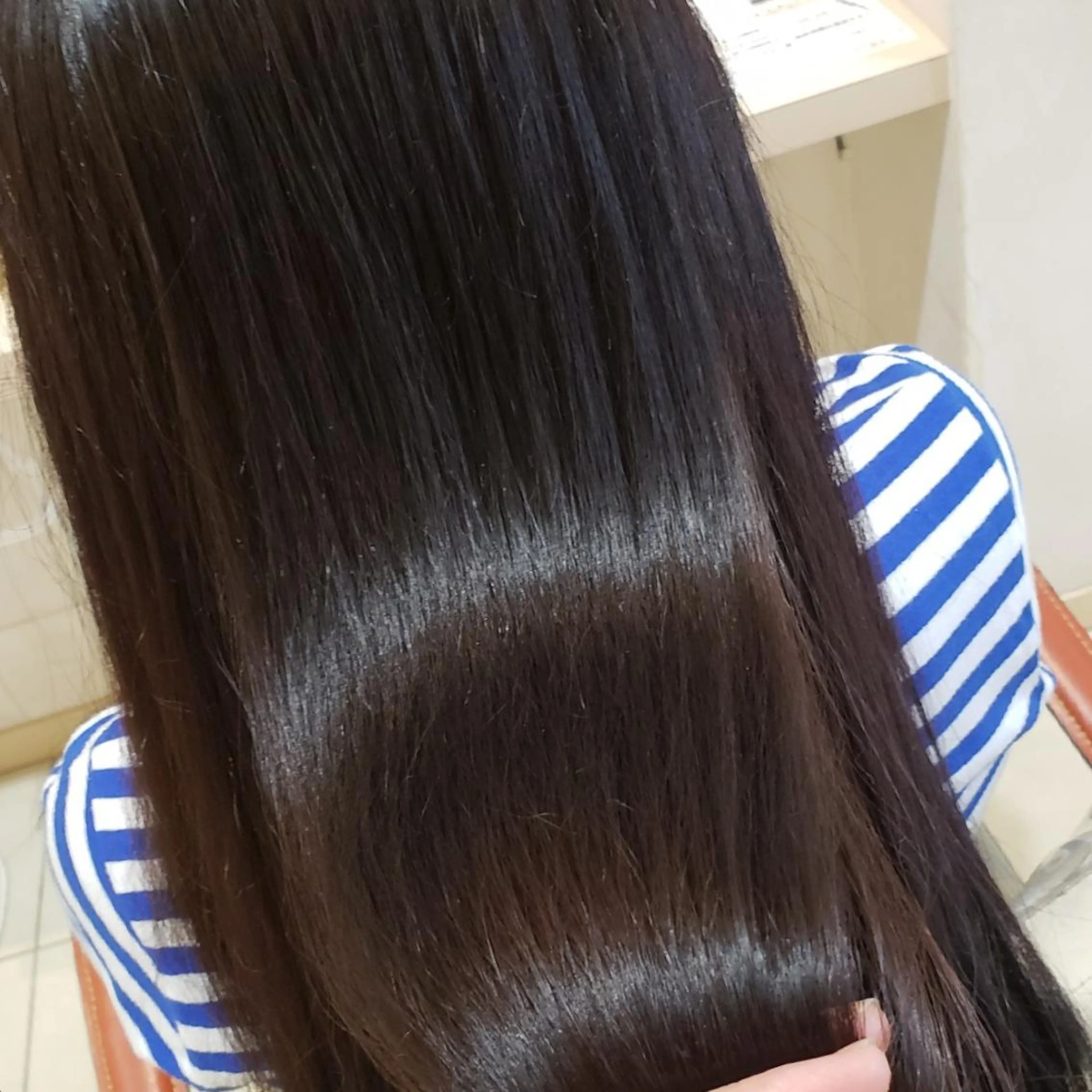 ロング 縮毛矯正 中村 真依のヘアスタイル