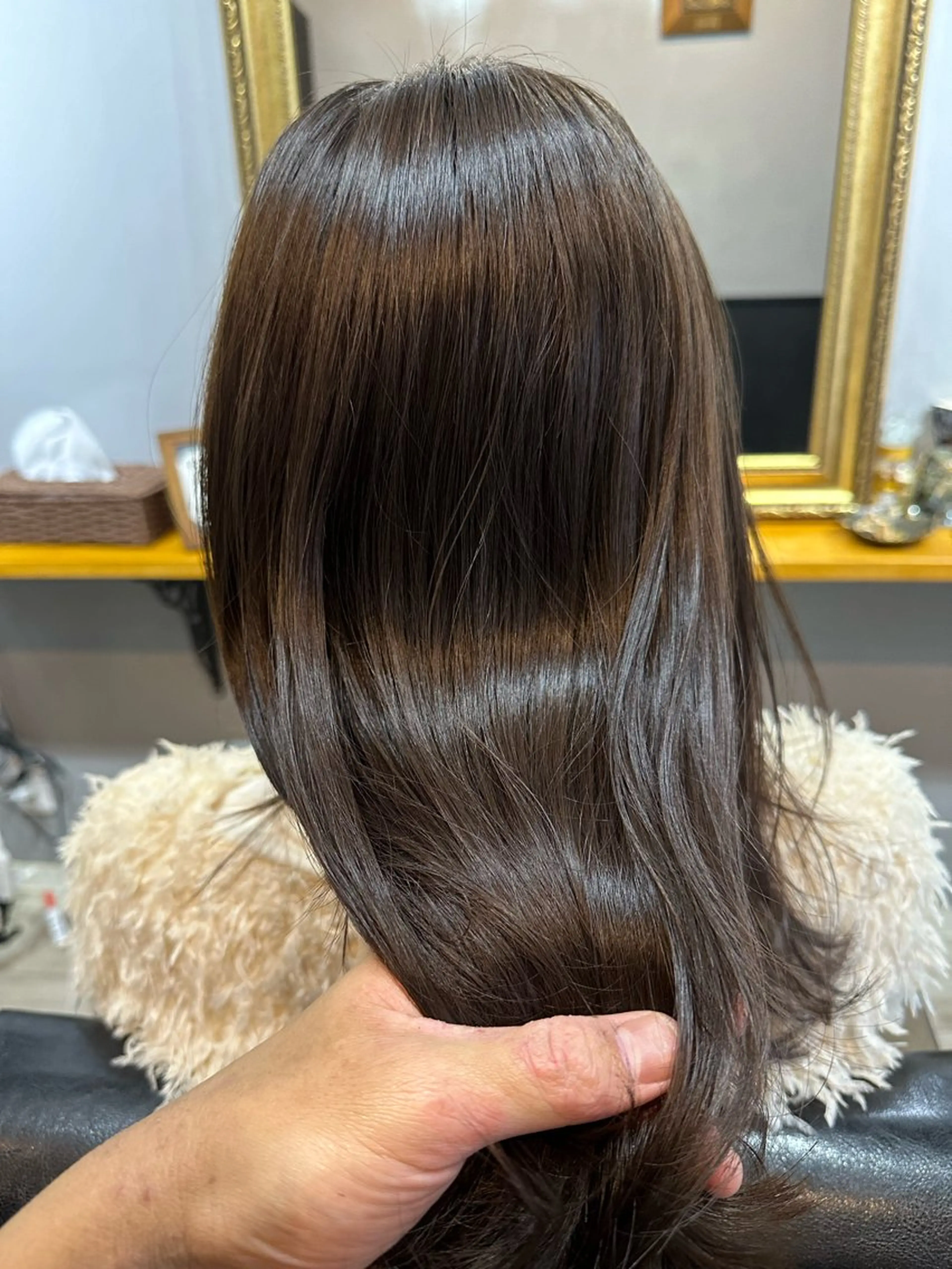 ミディアム カラー カット ヘアカラー トリートメント 渡辺俊介 暗髪カラー /美髪矯正/髪質改善のヘアスタイル