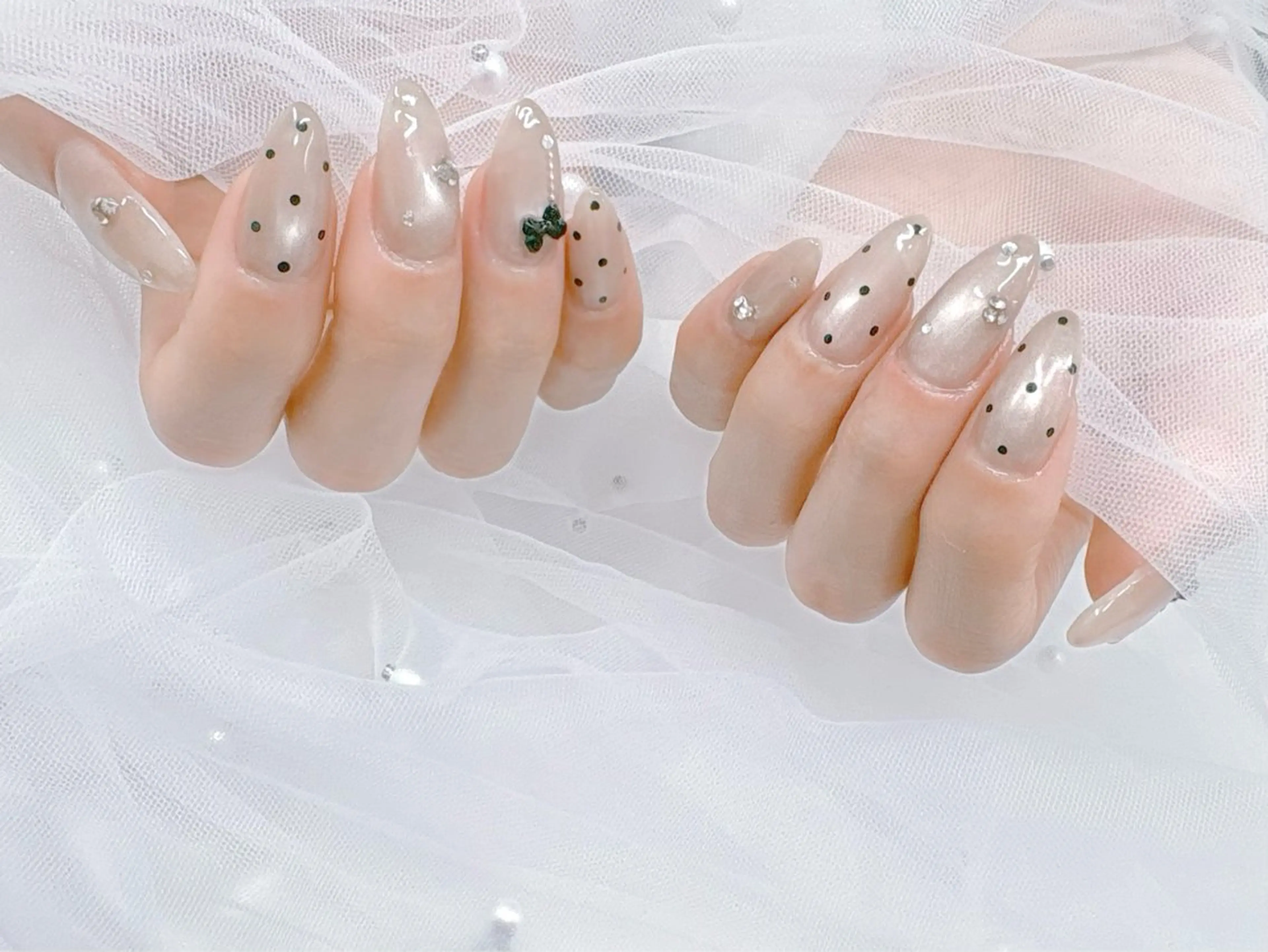 ネイル ハンドネイル ハンドケア Regene ARAKIのネイルデザイン