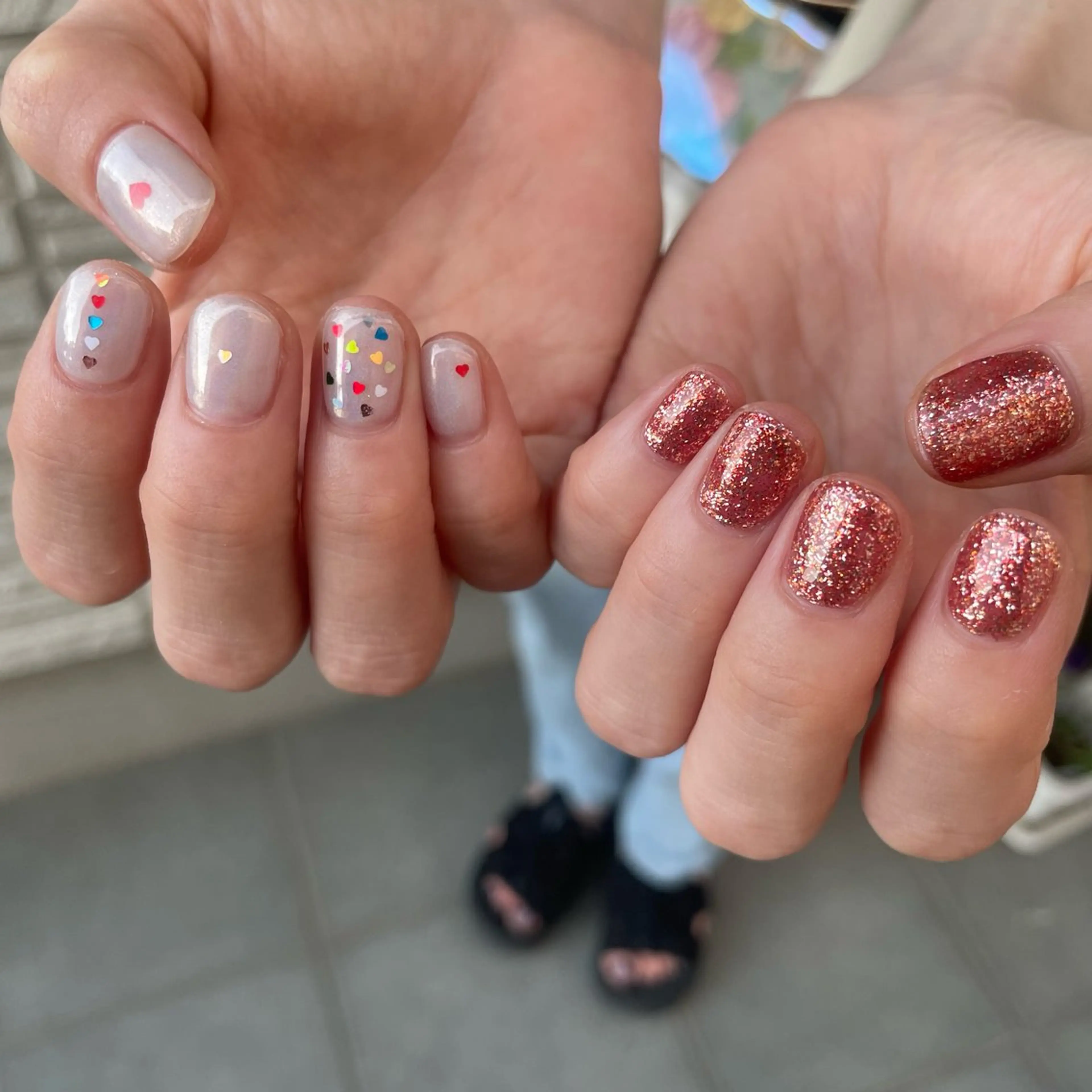 ネイル オーロラネイル カジュアル ハート キラキラネイル マグネットネイル ハンドネイル 八潮市ショートネイル 🌼AKANEのネイルデザイン