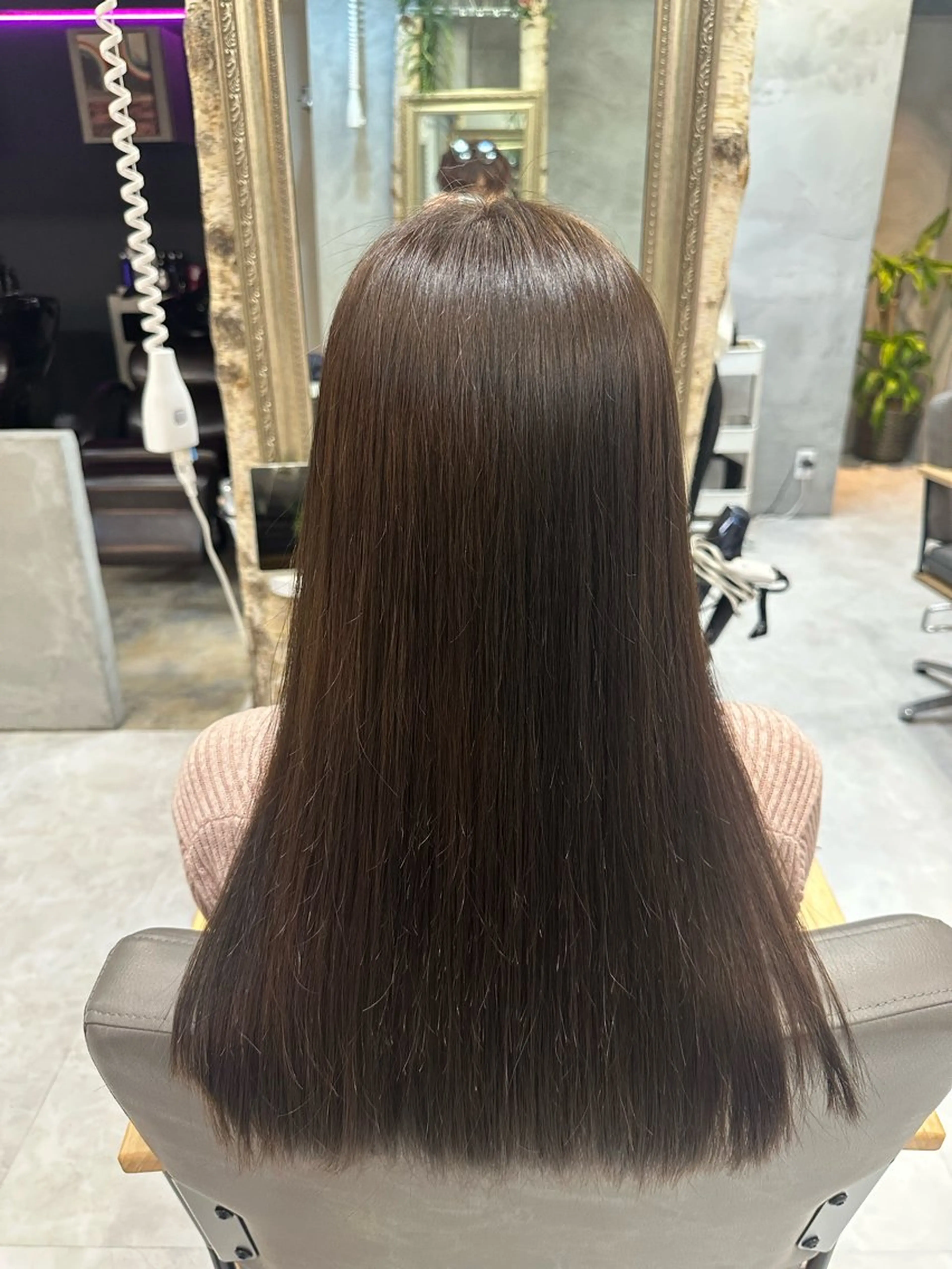 ロング 酸性ストレート カット ヘアカラー トリートメント 髪質改善特化美容師 酸性ストレート近藤俊のヘアスタイル