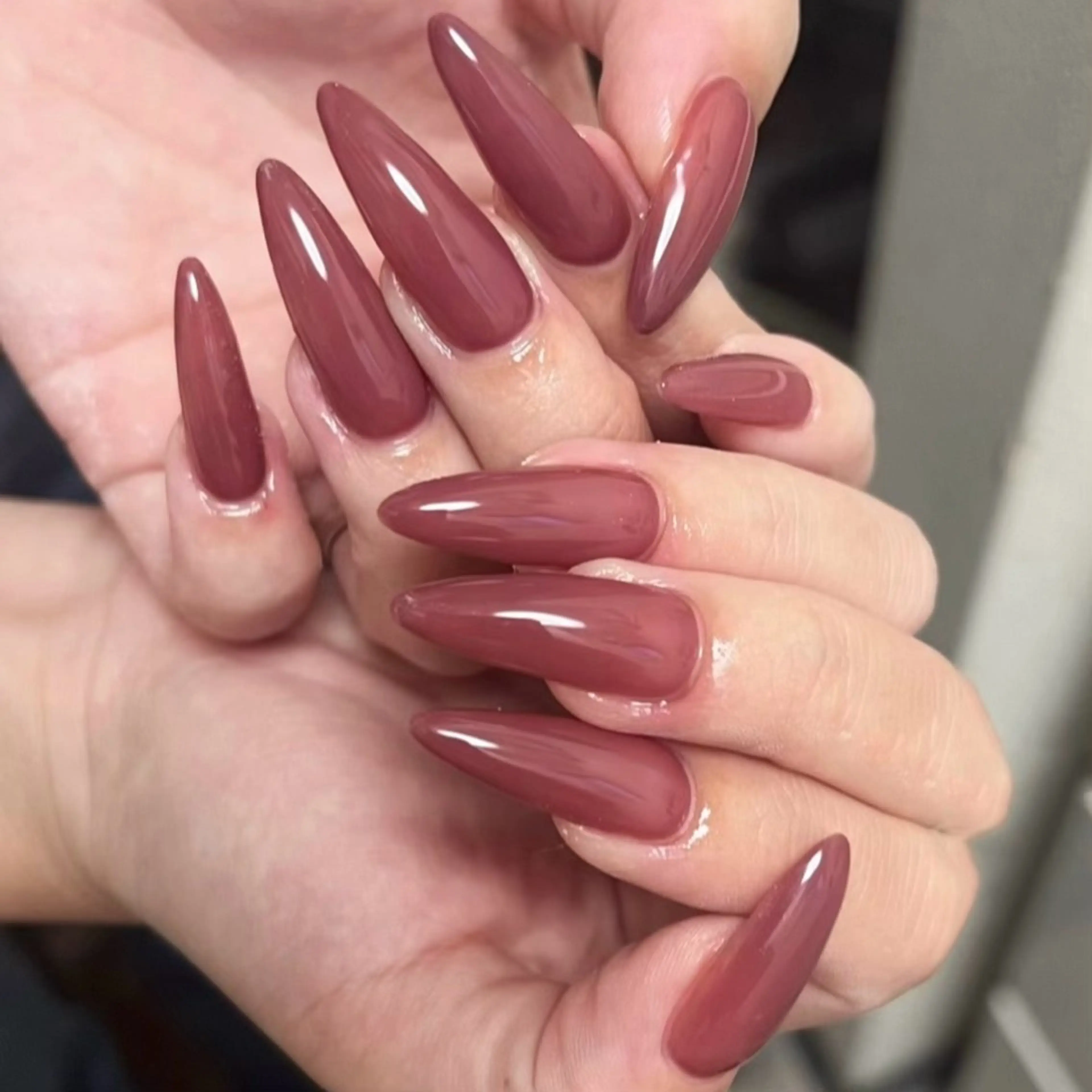 ネイル ワンカラーネイル ハンドネイル 透明感ネイル ｜mahiru.のネイルデザイン