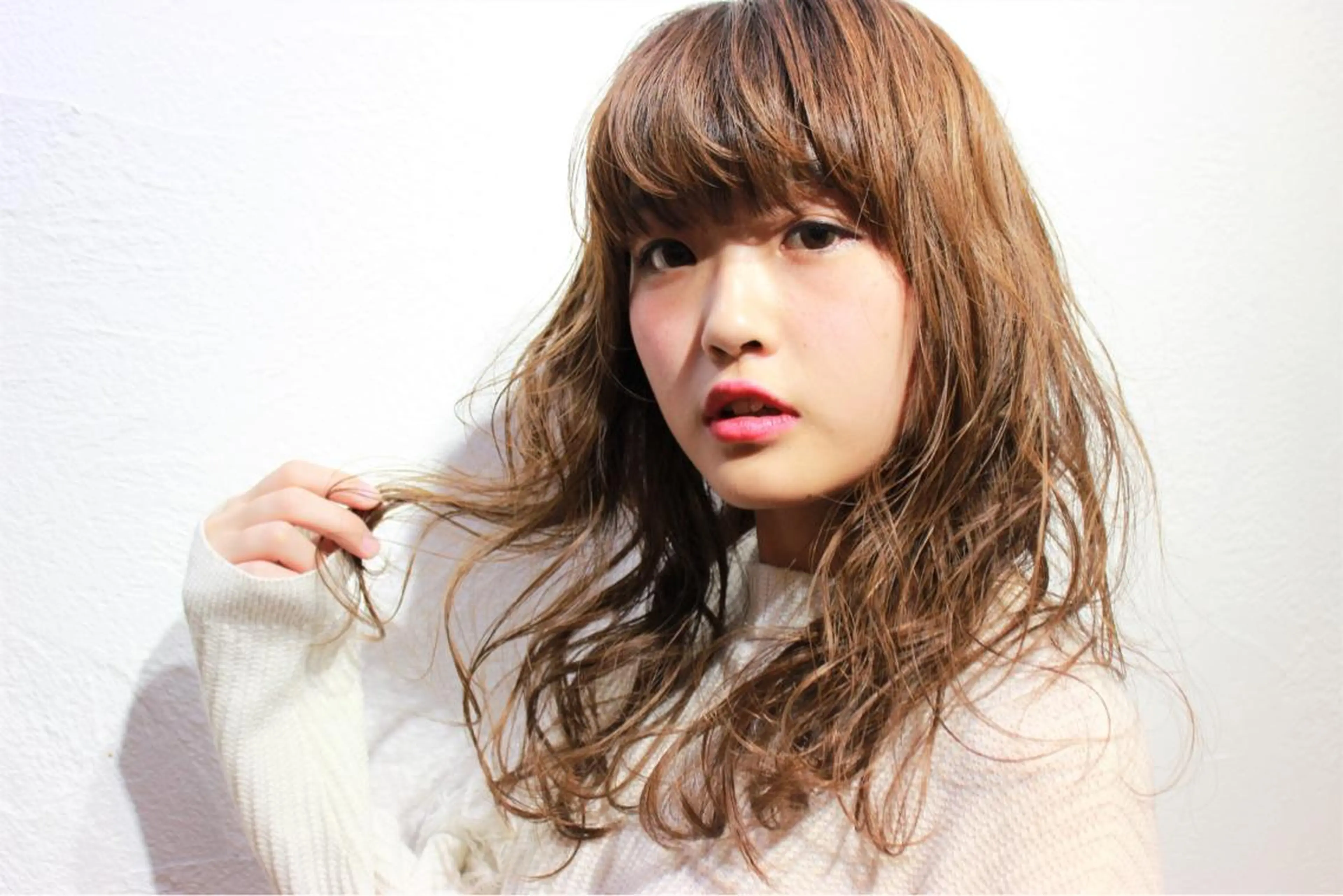 ミディアム アッシュ ヘアカラー トリートメント 所渉/韓国レイヤー /ウルフカットのヘアスタイル