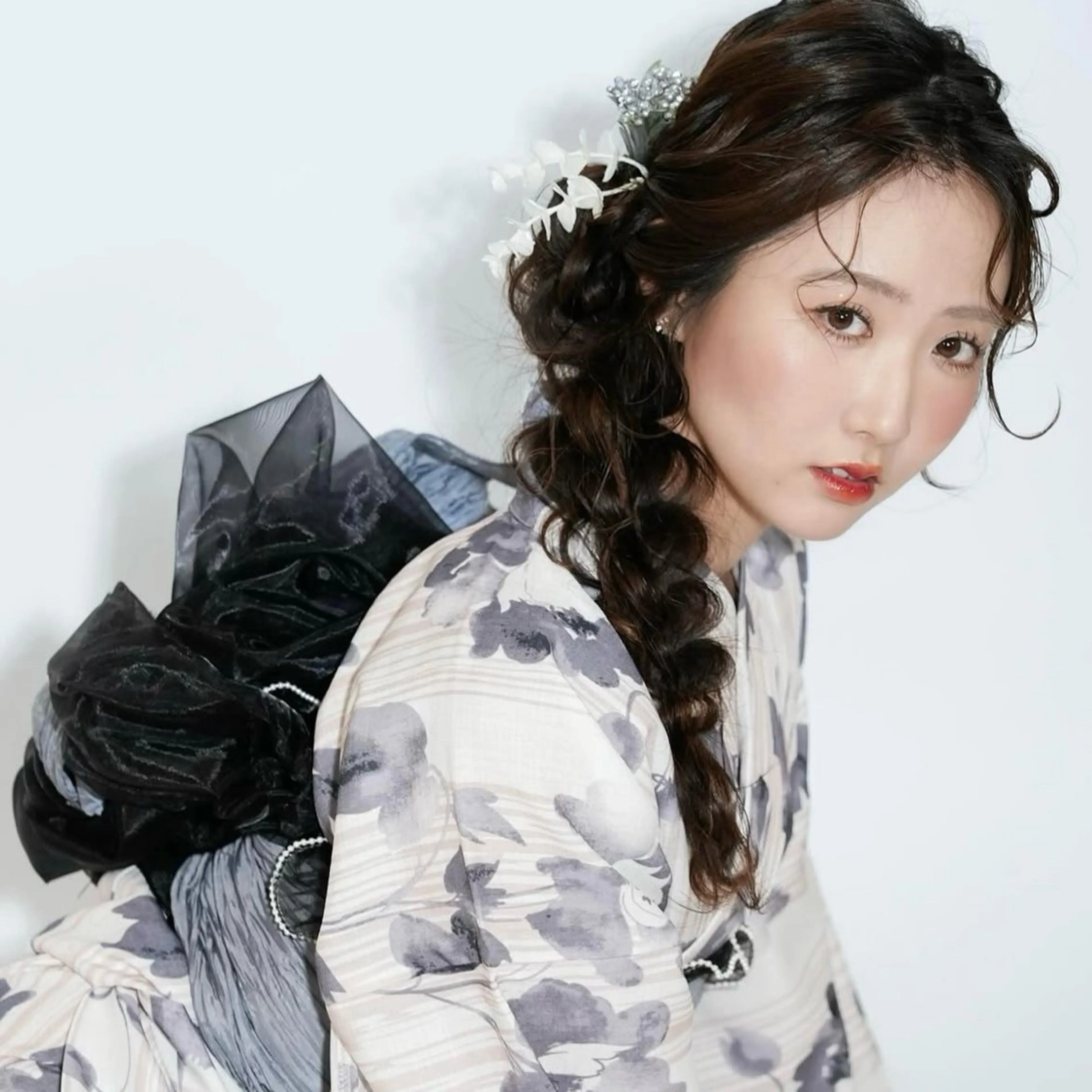 《カメレオン》 西田美輝のヘアスタイル