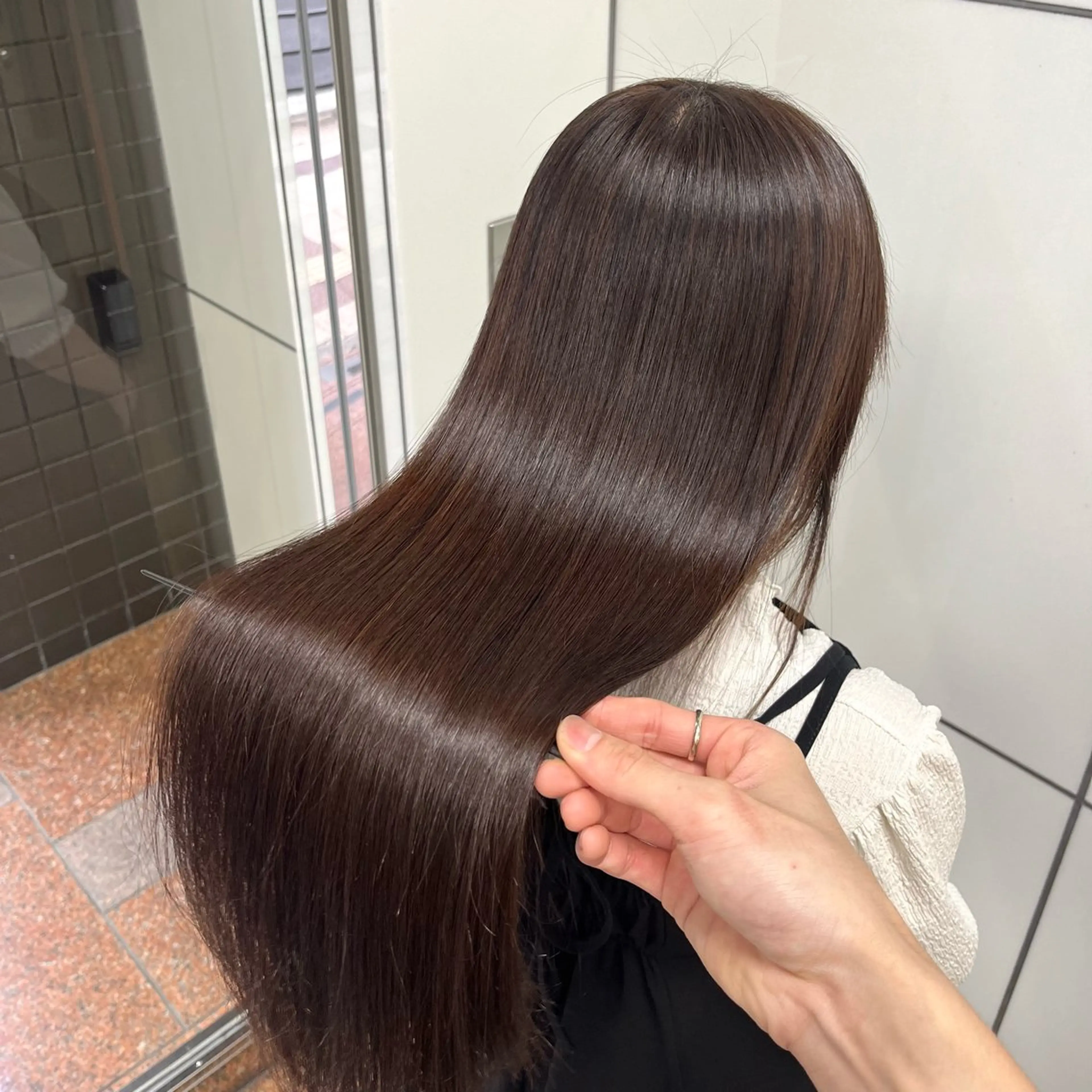 ロング カット 縮毛矯正 トリートメント 石原 悠貴のヘアスタイル