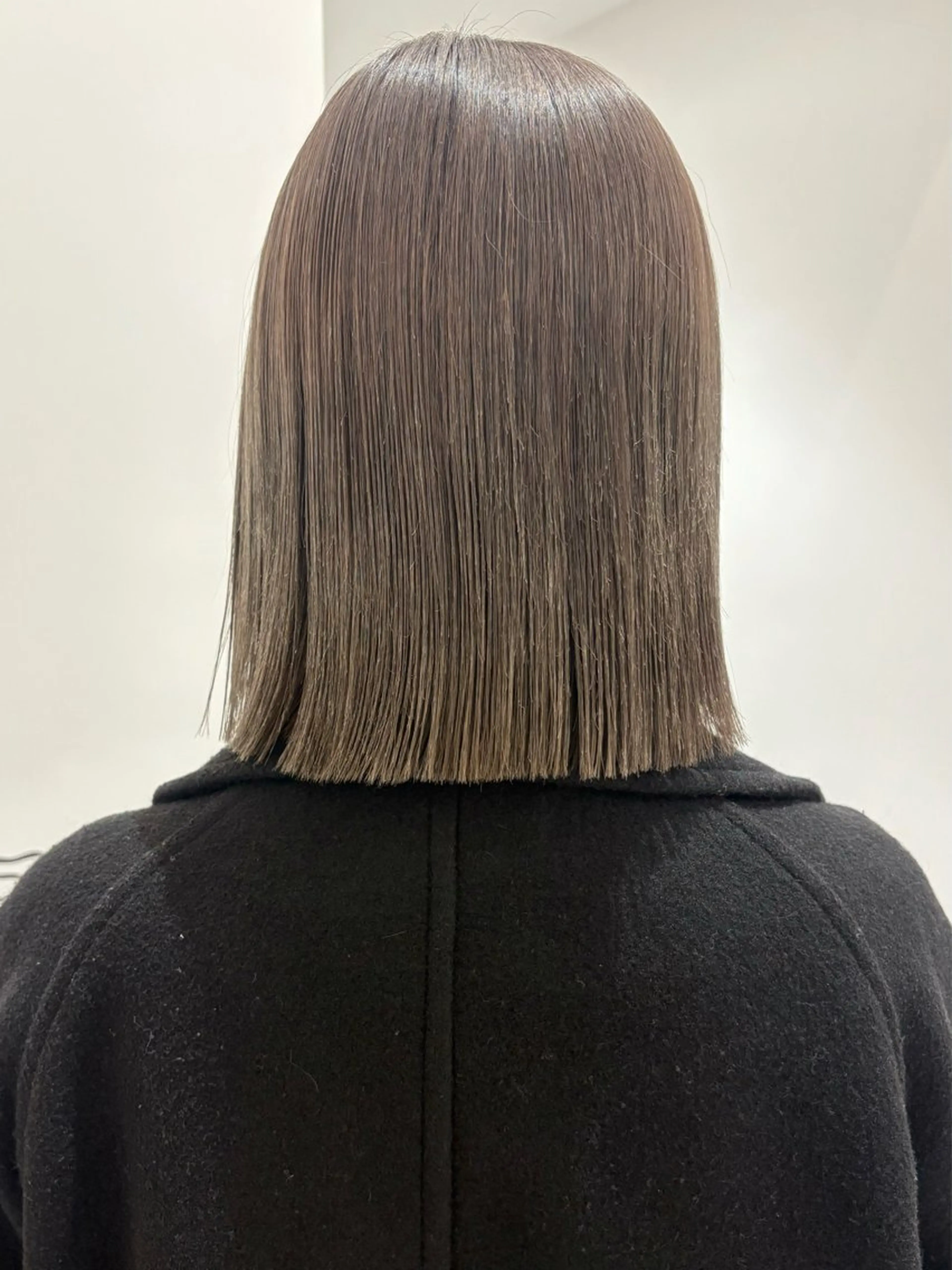 ミディアム カラー カット ヘアカラー トリートメント karin🌛ボブ／ 透明感たっぷりカラーのヘアスタイル