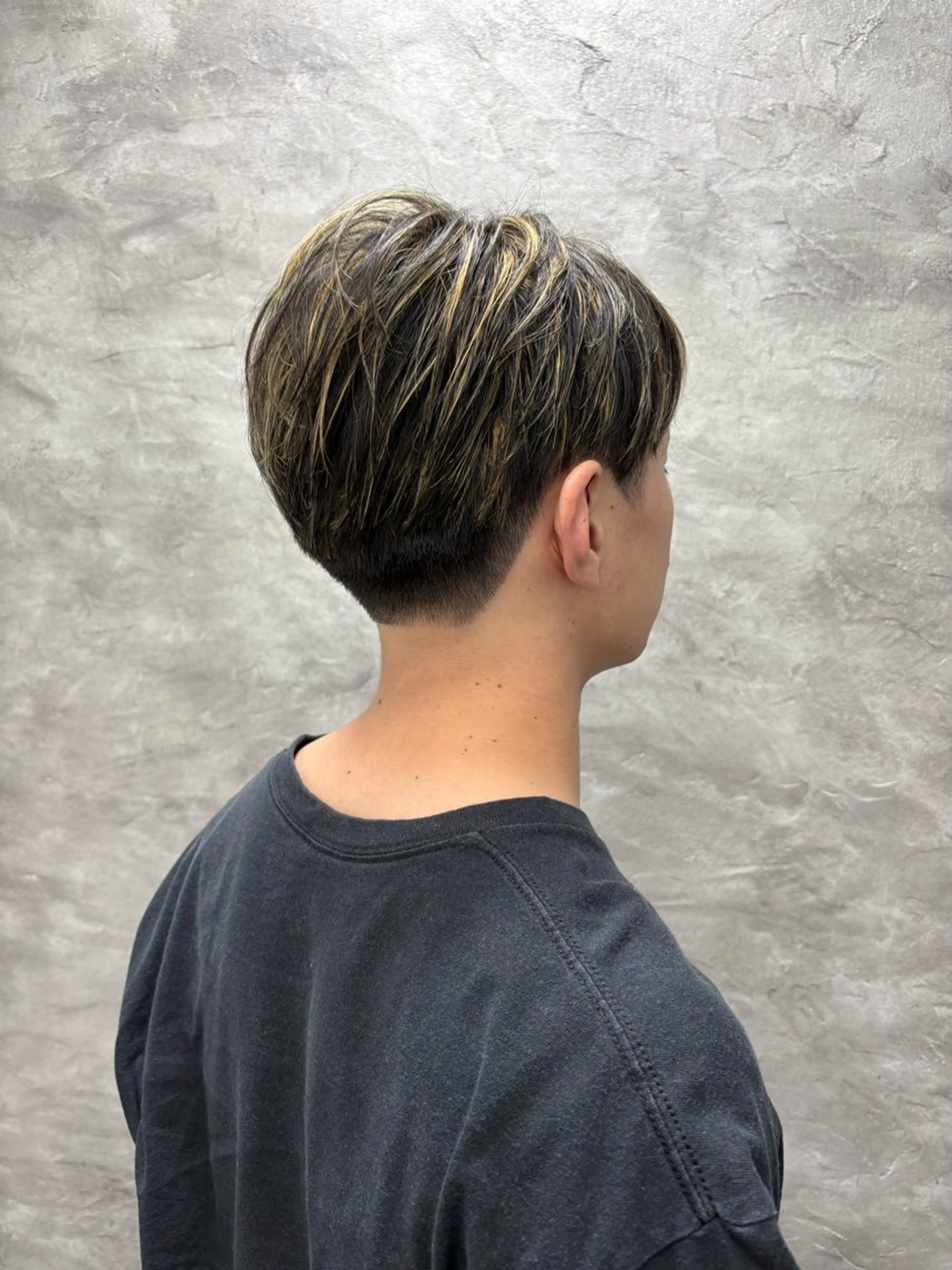 ショート カラー ハイライトカラー メッシュ ハイライト ヘアカラー ヘッドスパ ルプラボウ/豊川 篠島 みなみのヘアスタイル