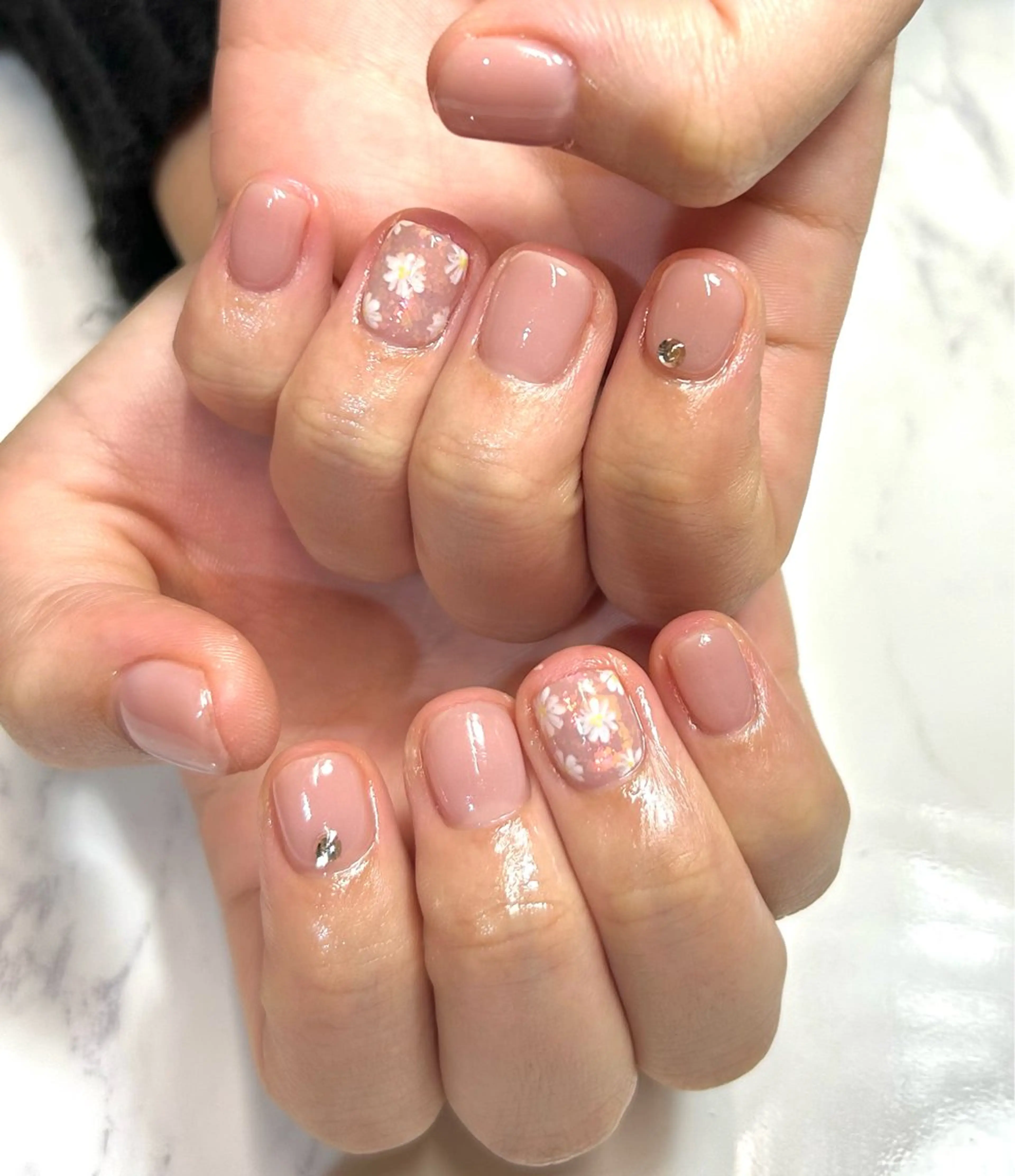ネイル ハンドネイル one nailsalonのネイルデザイン