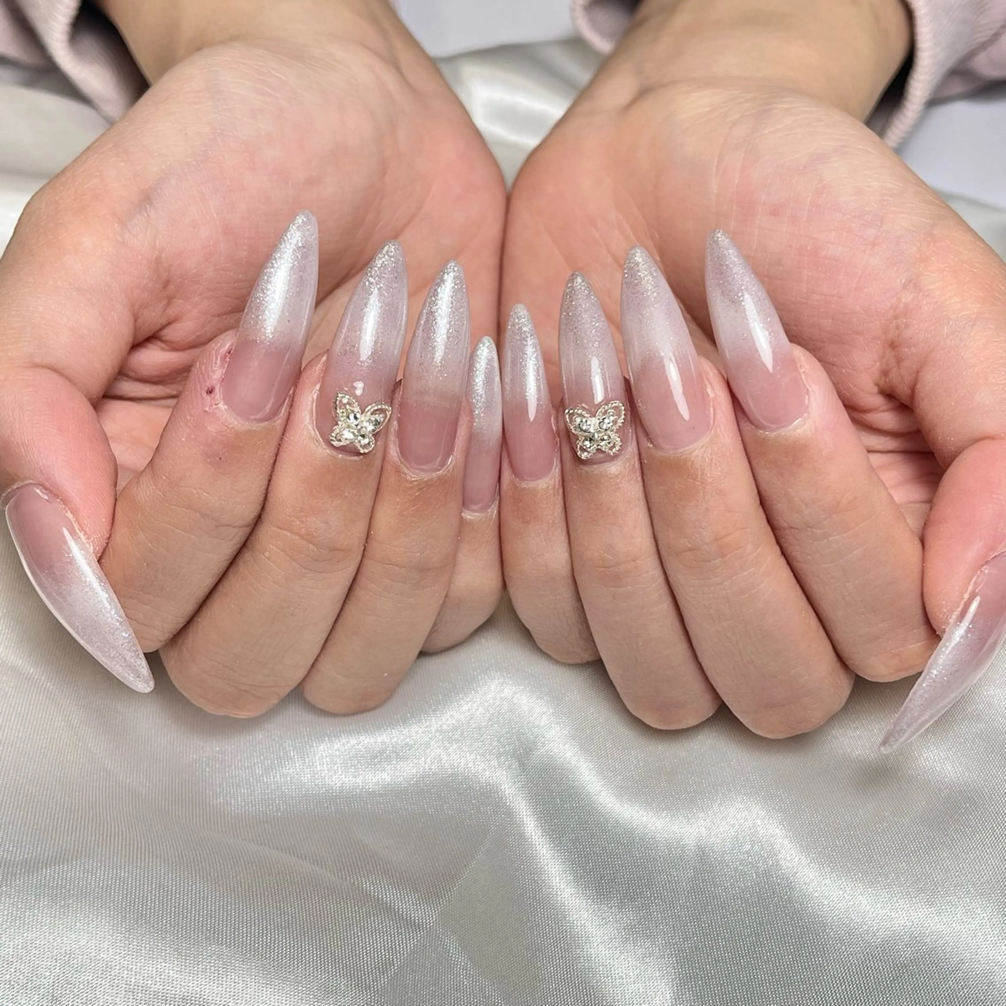 ネイル アートネイル マグネットネイル 持ち込み RE SALONのネイルデザイン