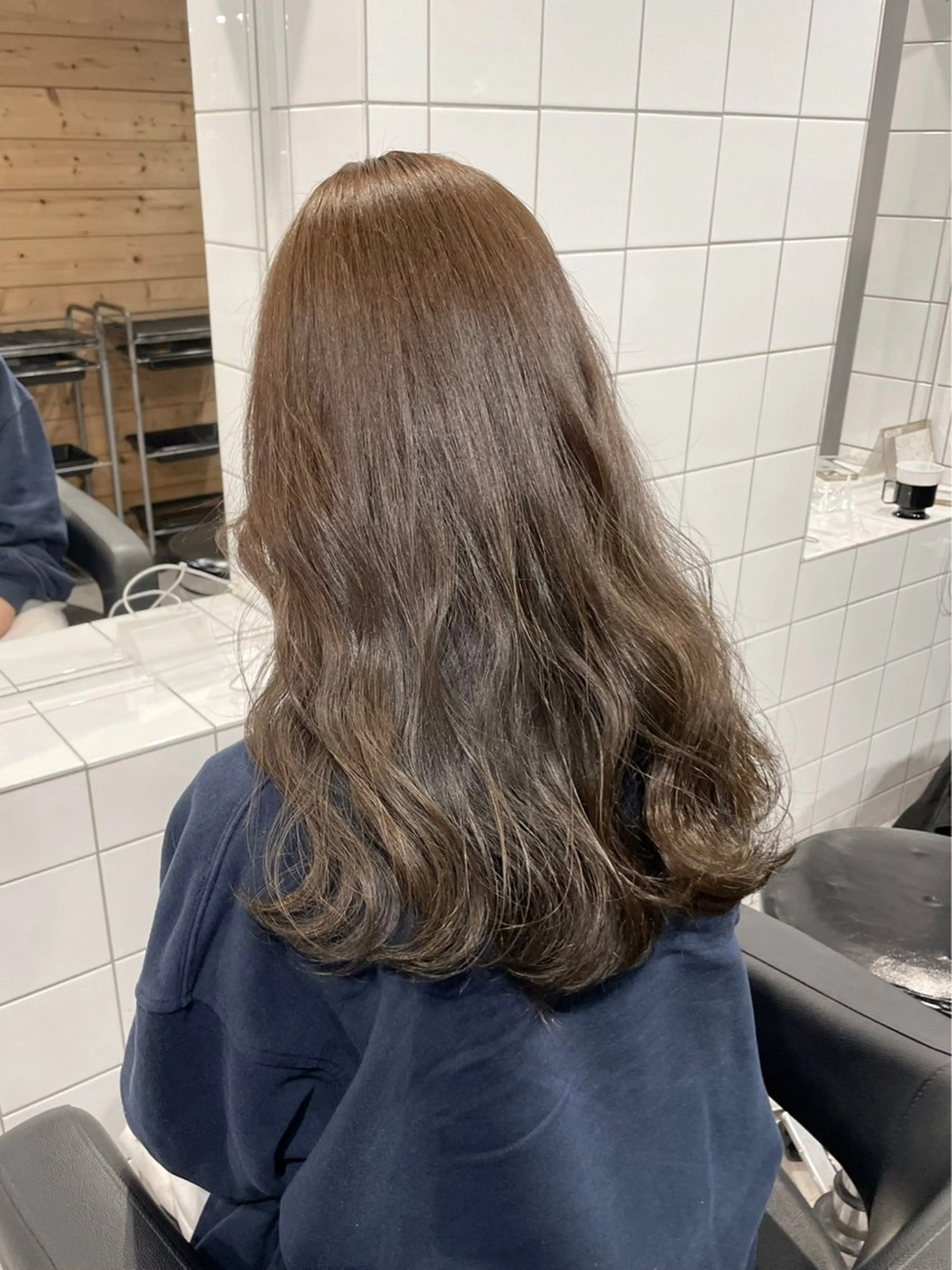 セミロング カラー ブラウンカラー 透明感カラー オリーブブラウン ヘアカラー トリートメント ヘアセット 【赤み消しカラー】 中野浩太のヘアスタイル