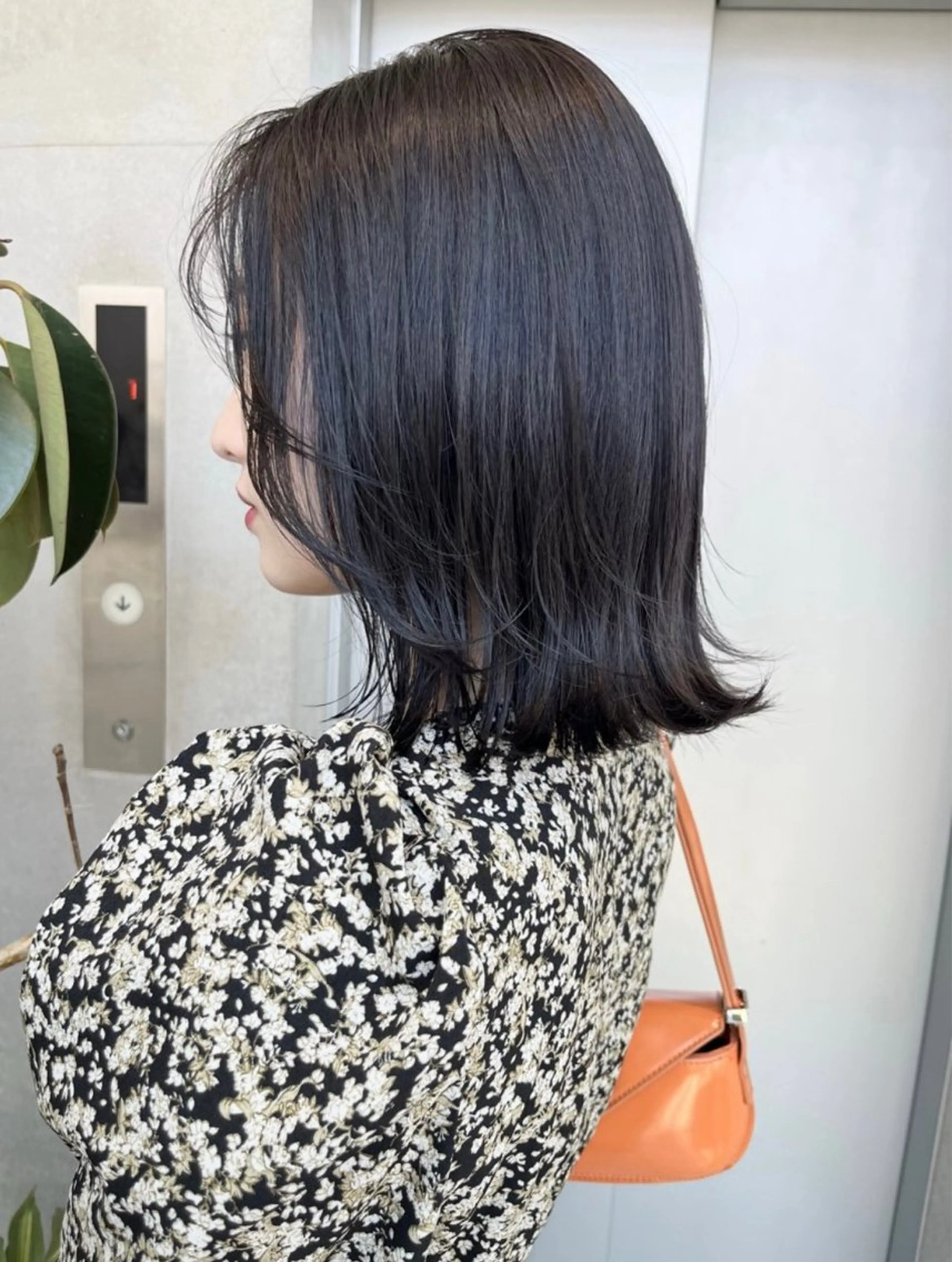 ミディアム カラー パーマ カット ヘアカラー トリートメント ヘッドスパ ヘアセット 透明感/オリーブ/ グレージュ/YUKAのヘアスタイル