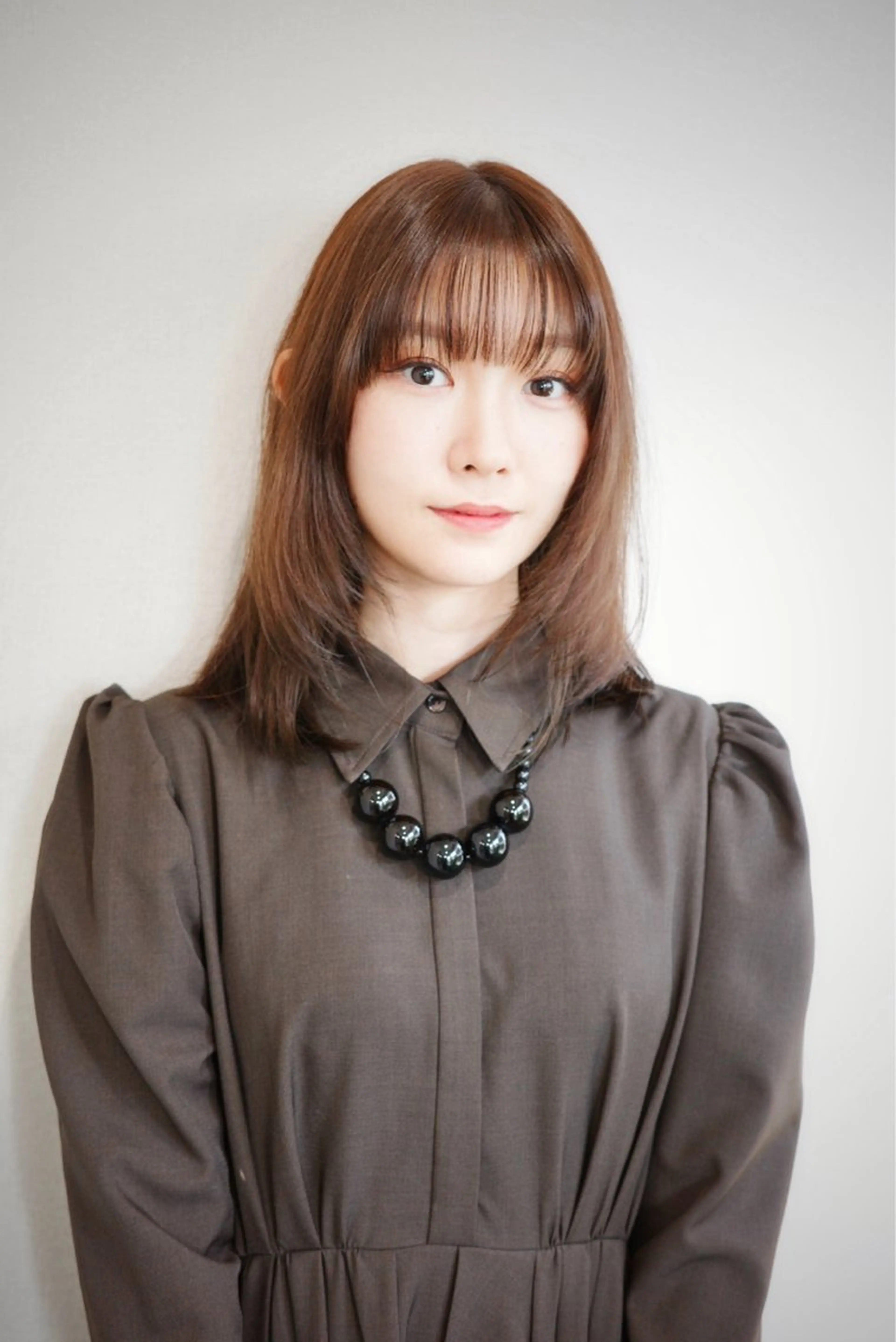 ミディアム カラー レイヤーカット ✨上品レディーなヘア スタイルへ✨髙木諒也のヘアスタイル