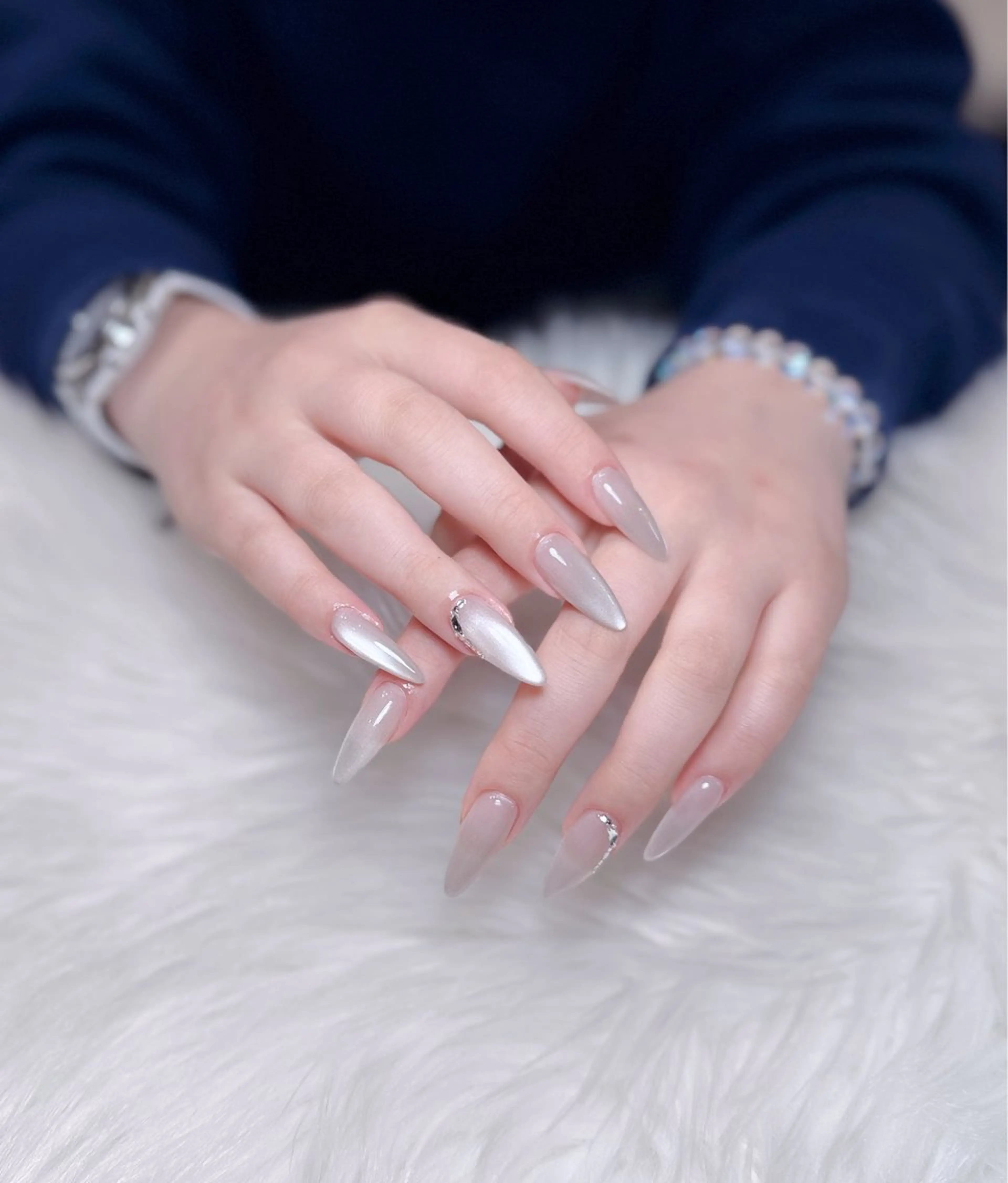 ネイル アートネイル オーロラネイル ジェルネイル 韓国ネイル ロングネイル ハンドネイル Nichi Nailsのネイルデザイン