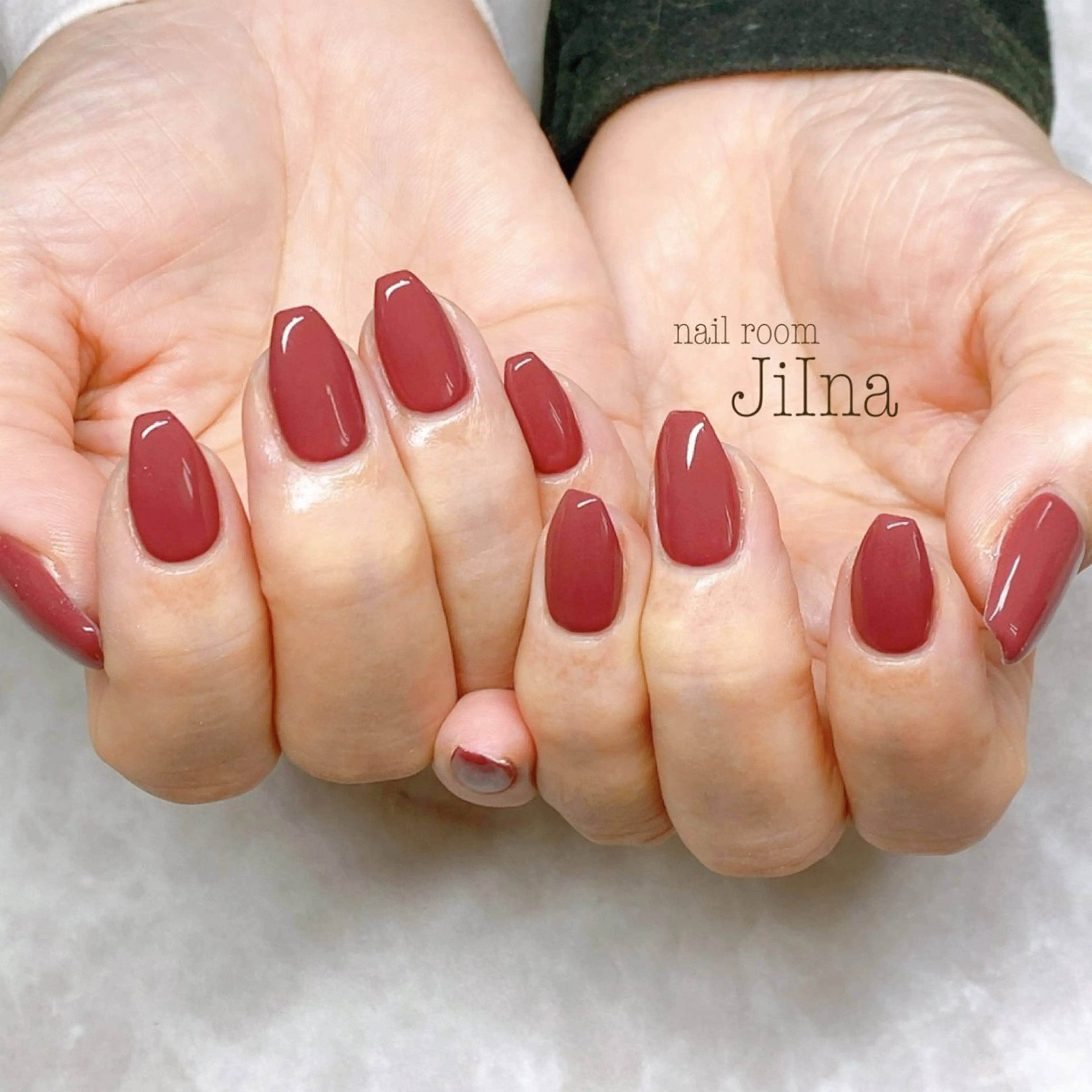ネイル ワンカラーネイル JiIna nailのネイルデザイン