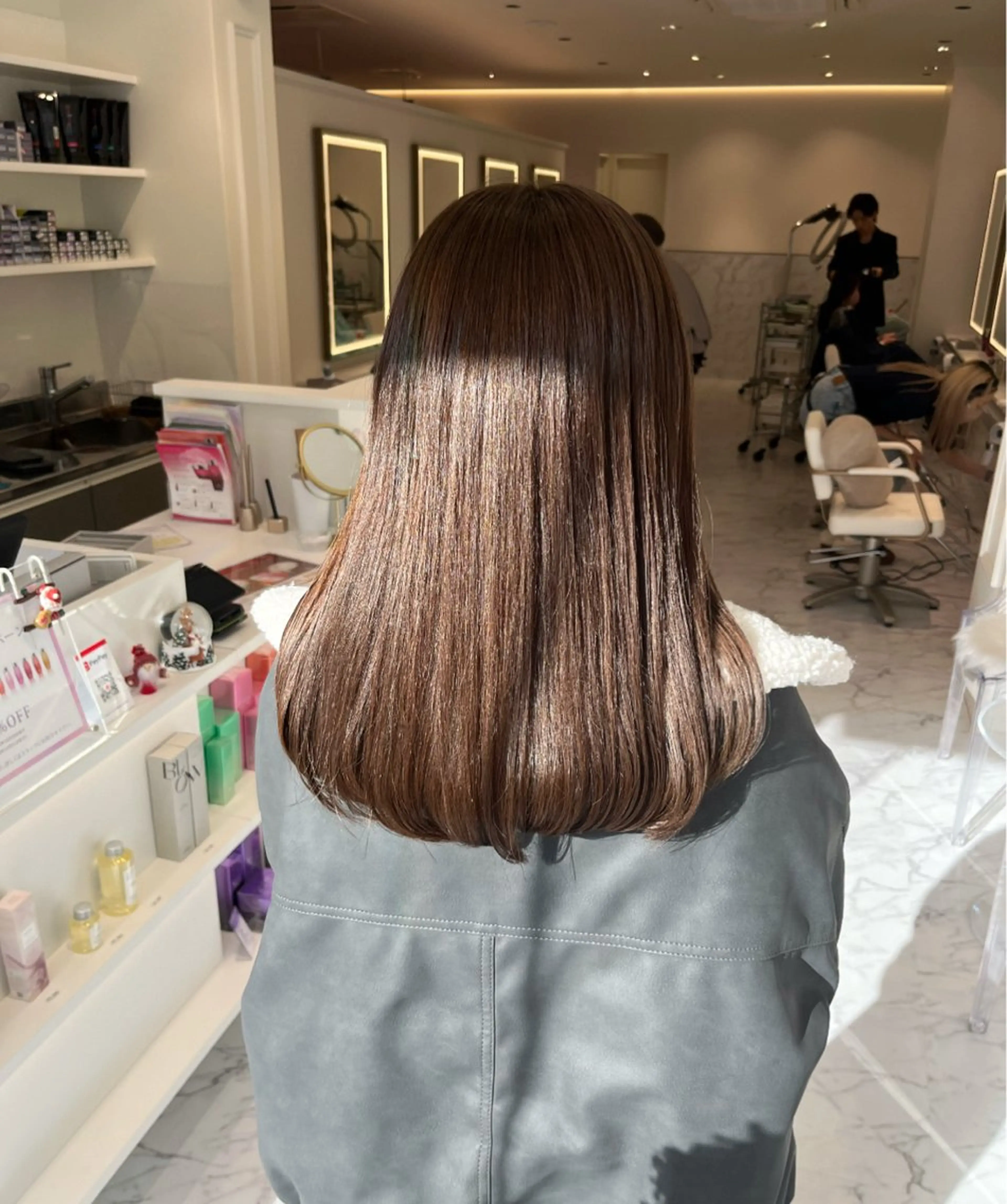 セミロング カラー ブリーチ ダブルカラー ブリーチなしカラー ヘアカラー ParveMix / 山本 玲南🫧🪽のヘアスタイル