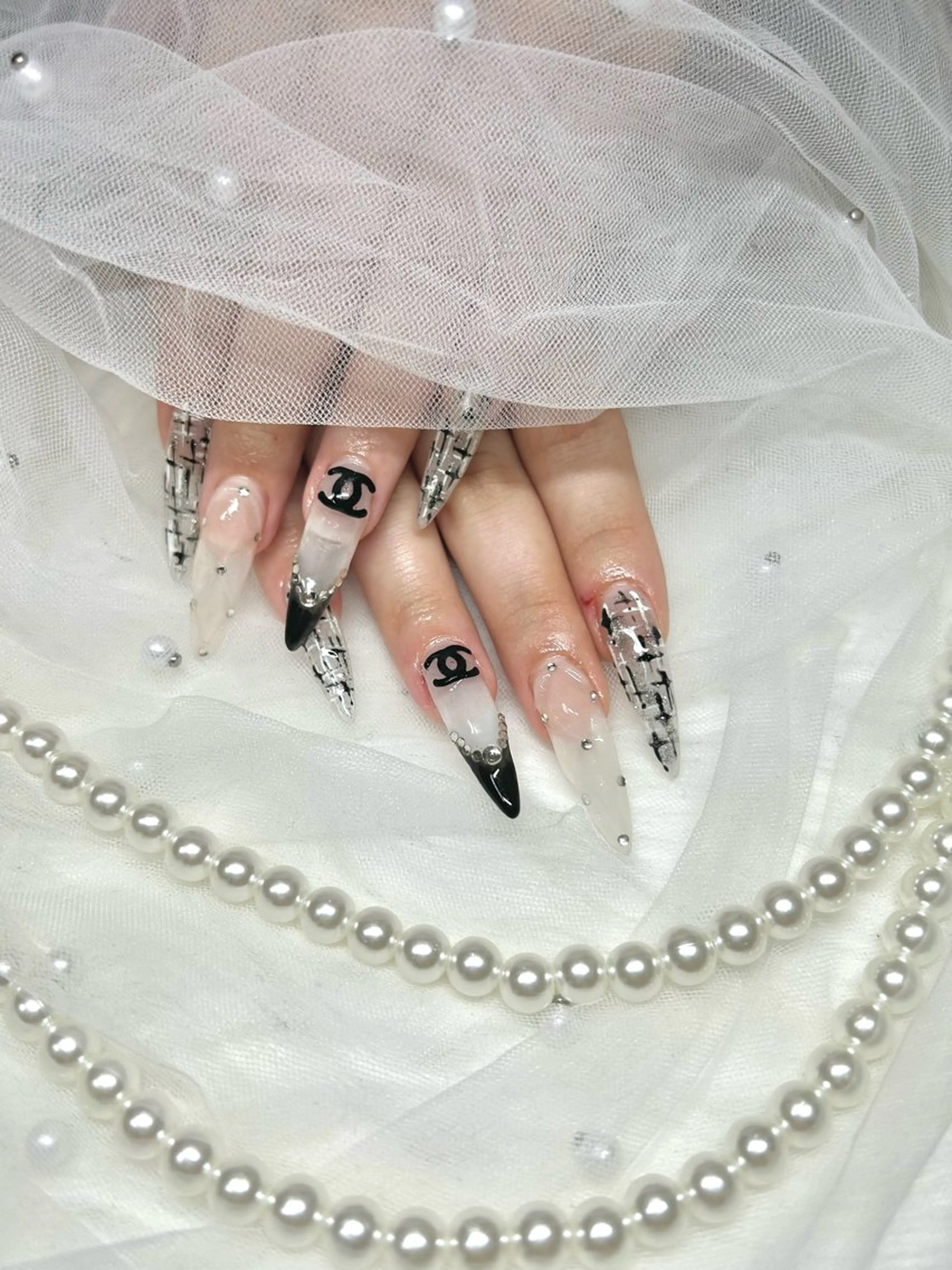 ネイル ハンドネイル 【Laule‘a 】のネイルデザイン