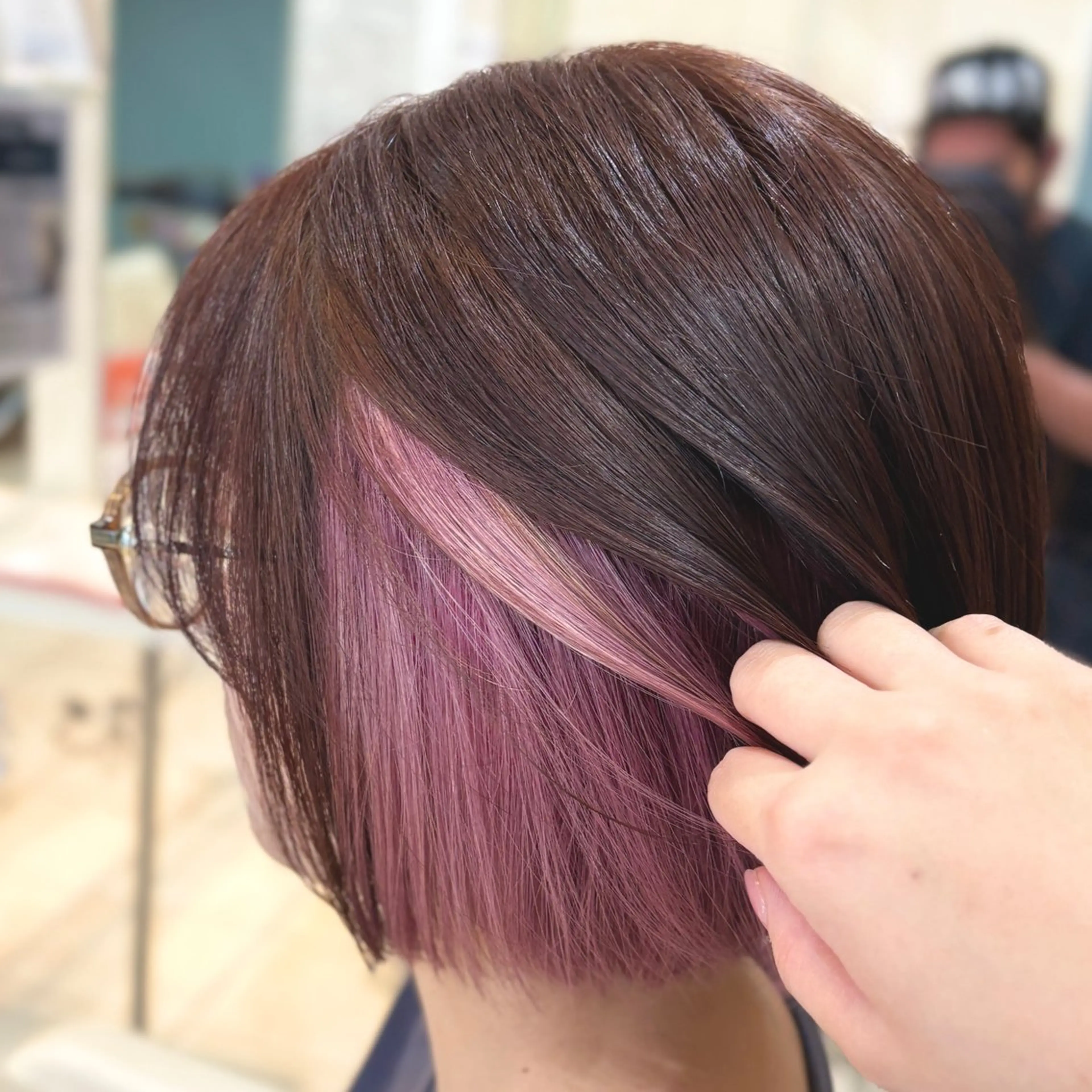 ショート カラー ブリーチ ピンクカラー ホワイトピンク ヘアカラー ブリーチ/ヘアセット 【𝙍𝙞𝙣𝙤】のヘアスタイル