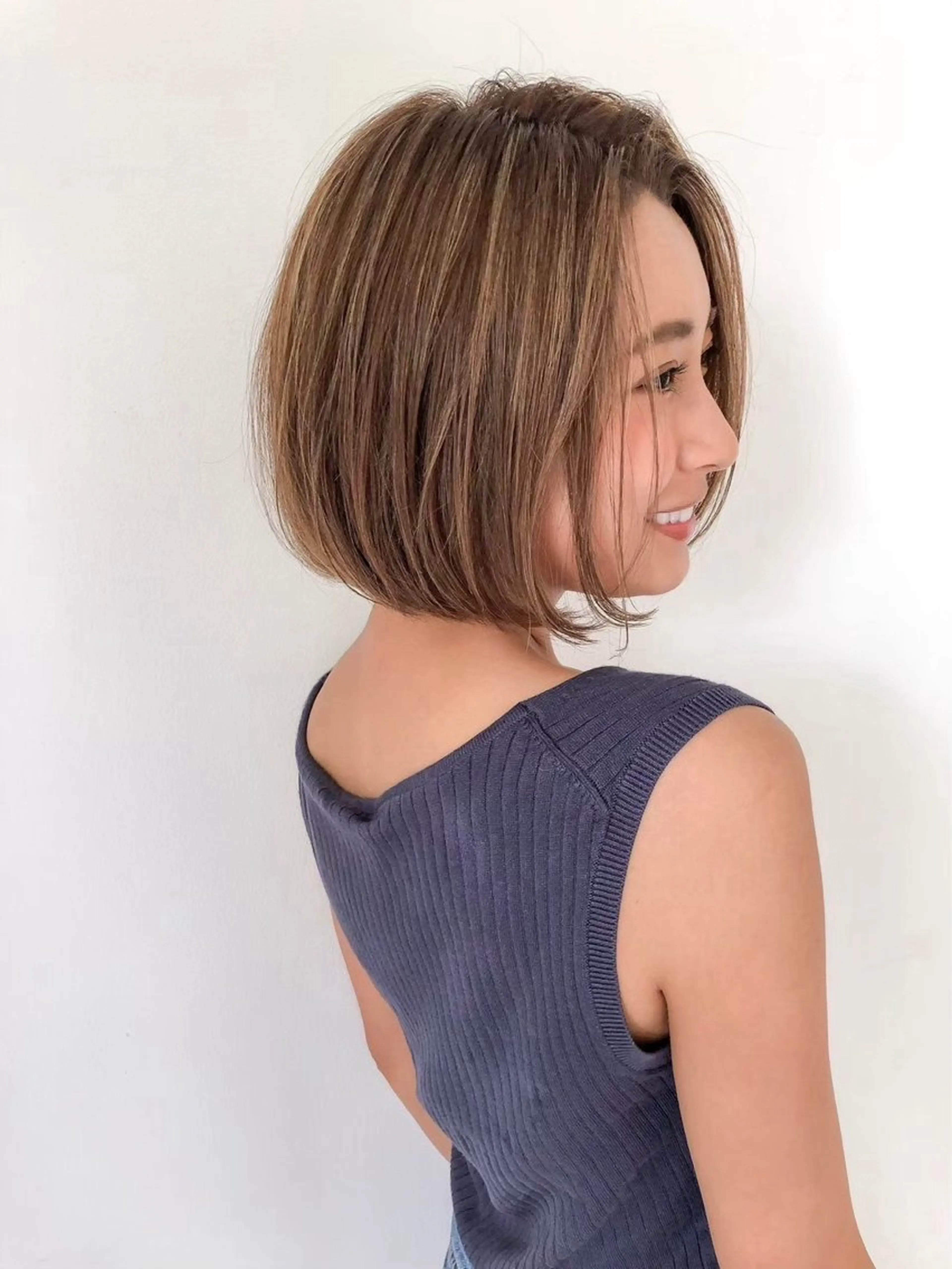 ショート カラー 似合わせボブ🌟 艶髪特化💗村松優斗のヘアスタイル