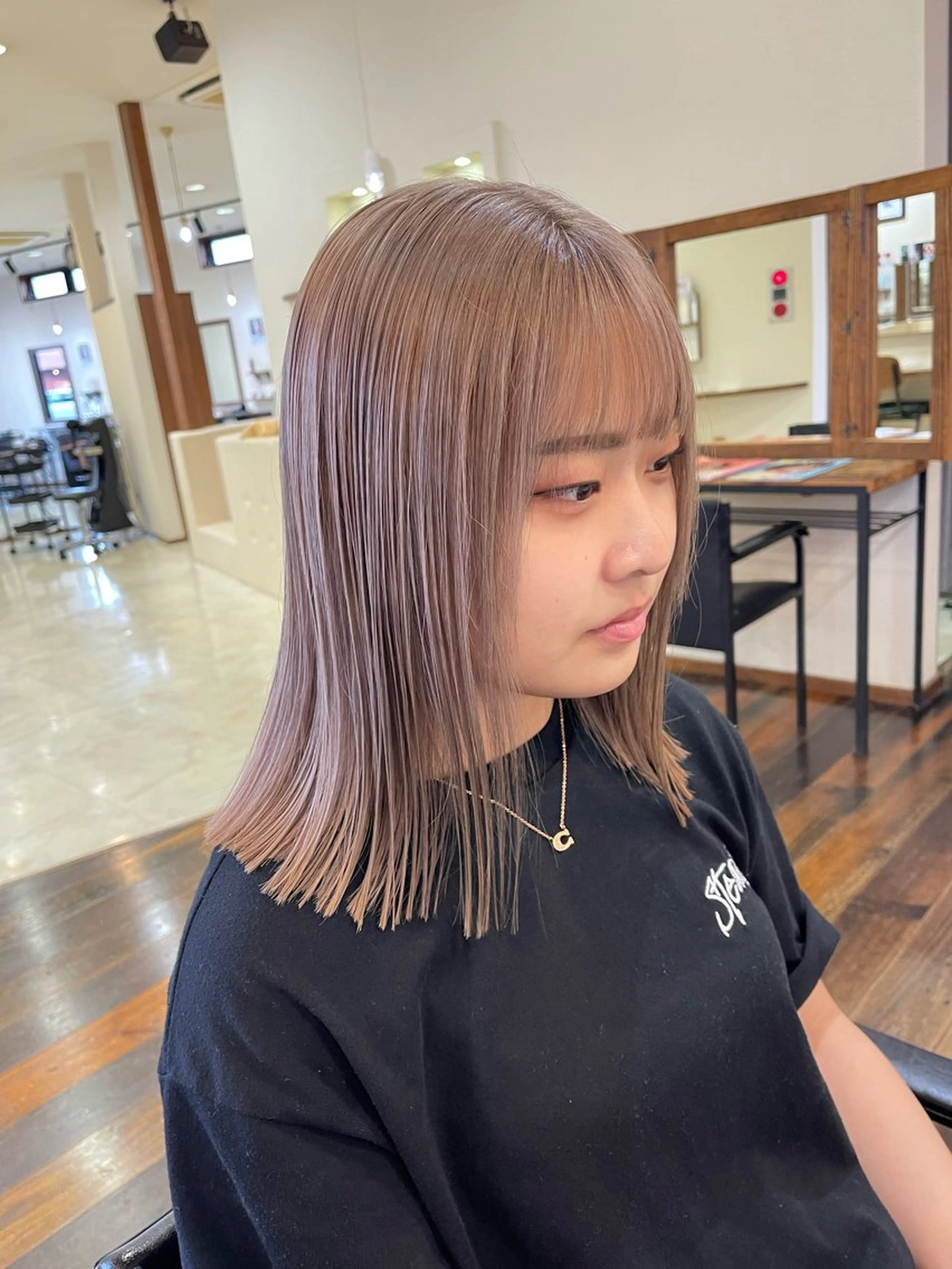 セミロング 梶原 真帆のヘアスタイル