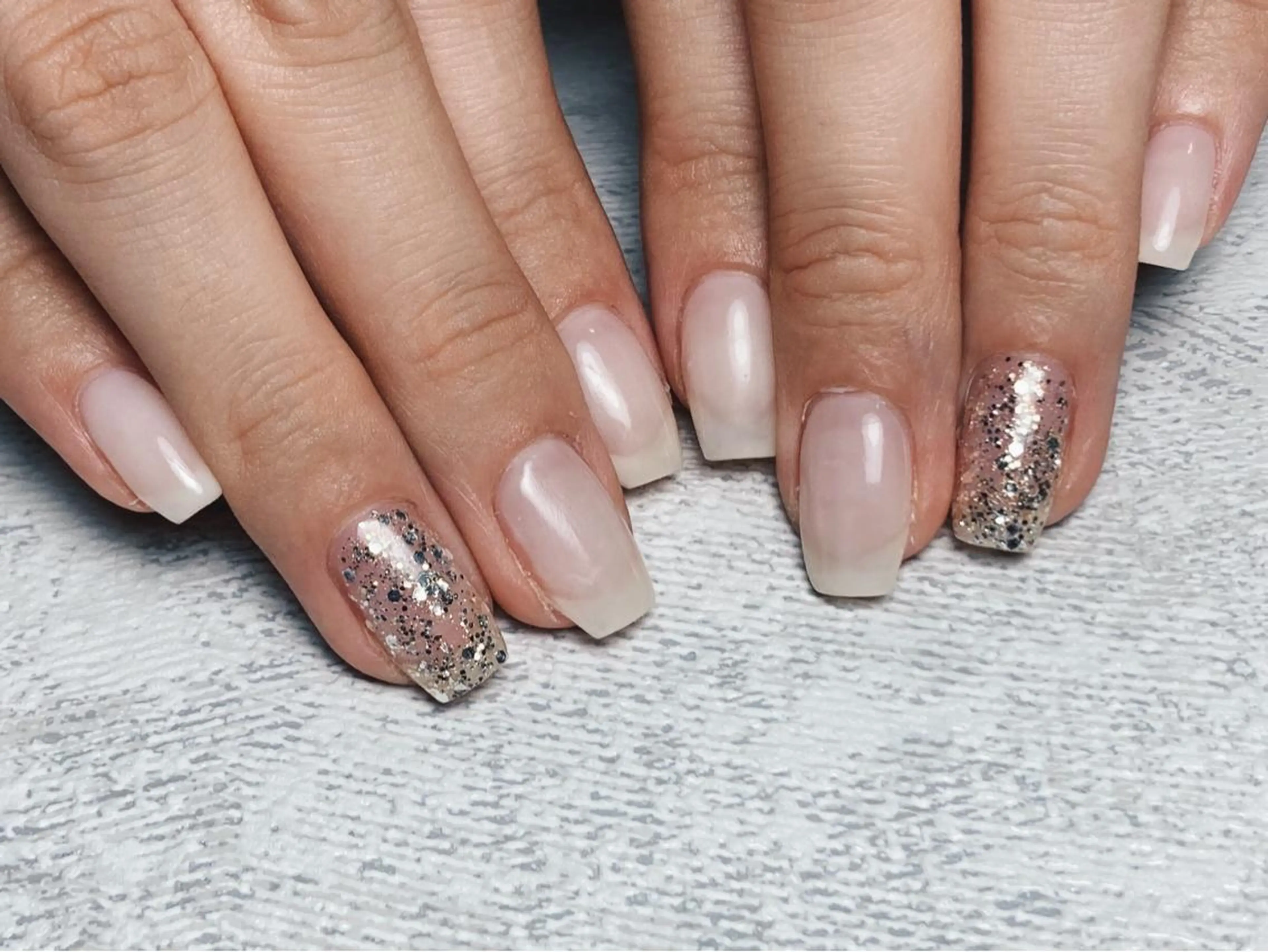 ネイル ハンドネイル フットネイル rea .のネイルデザイン