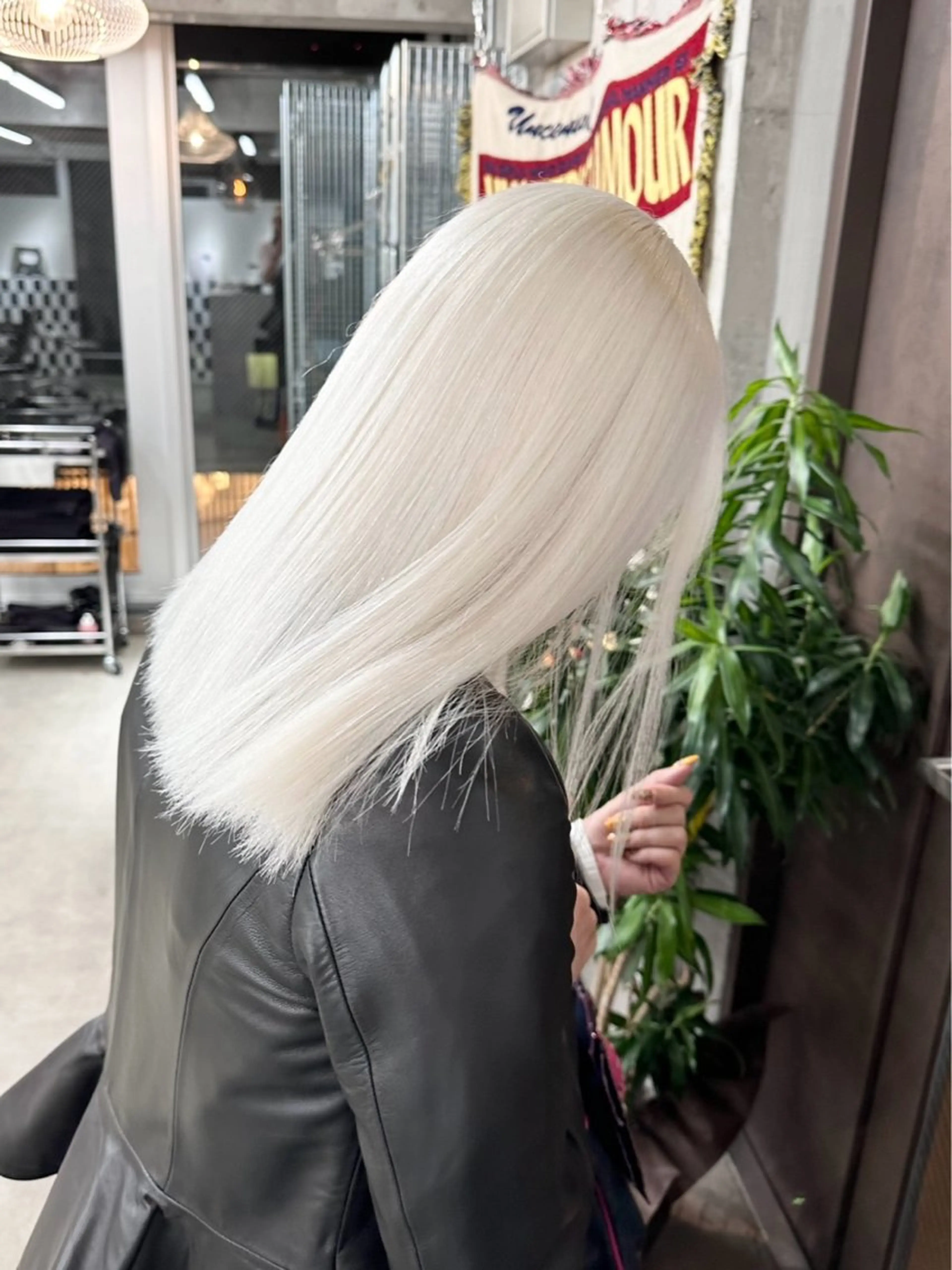 ミディアム カラー ヘアアレンジ ヘアカラー トリートメント TAKUMAブリーチ /切りっぱなし🪽のヘアスタイル