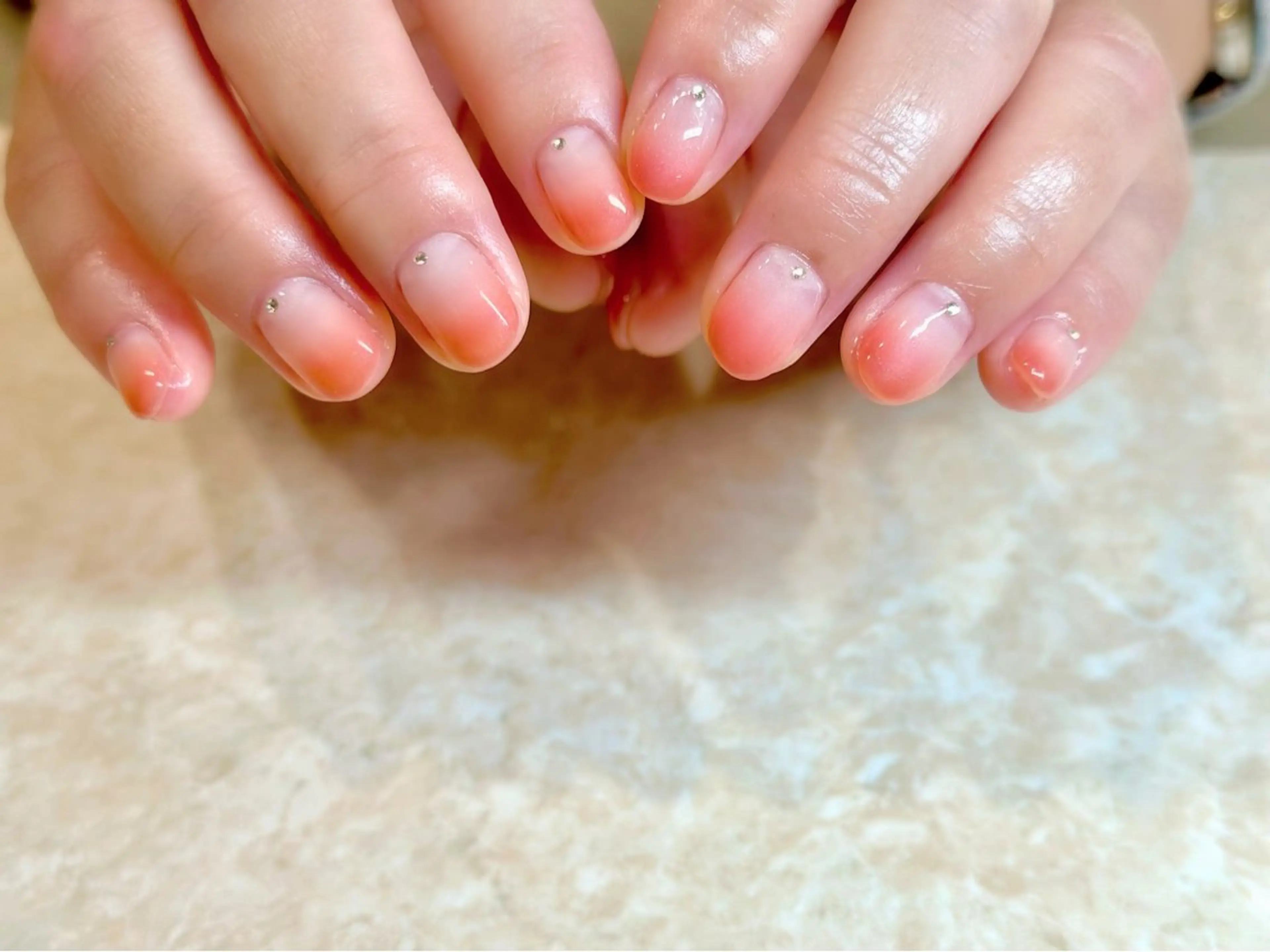 ネイル グラデーション private salon M&のネイルデザイン